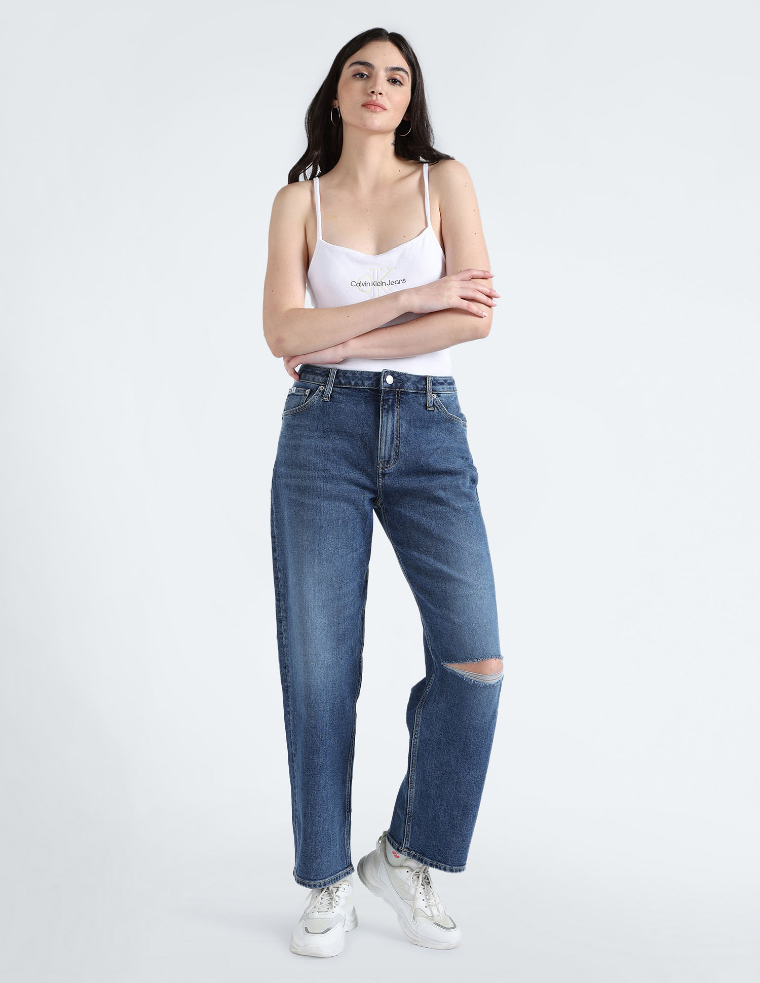 Calvin Klein Lightly Distressed 90s Straight Fit Jeans