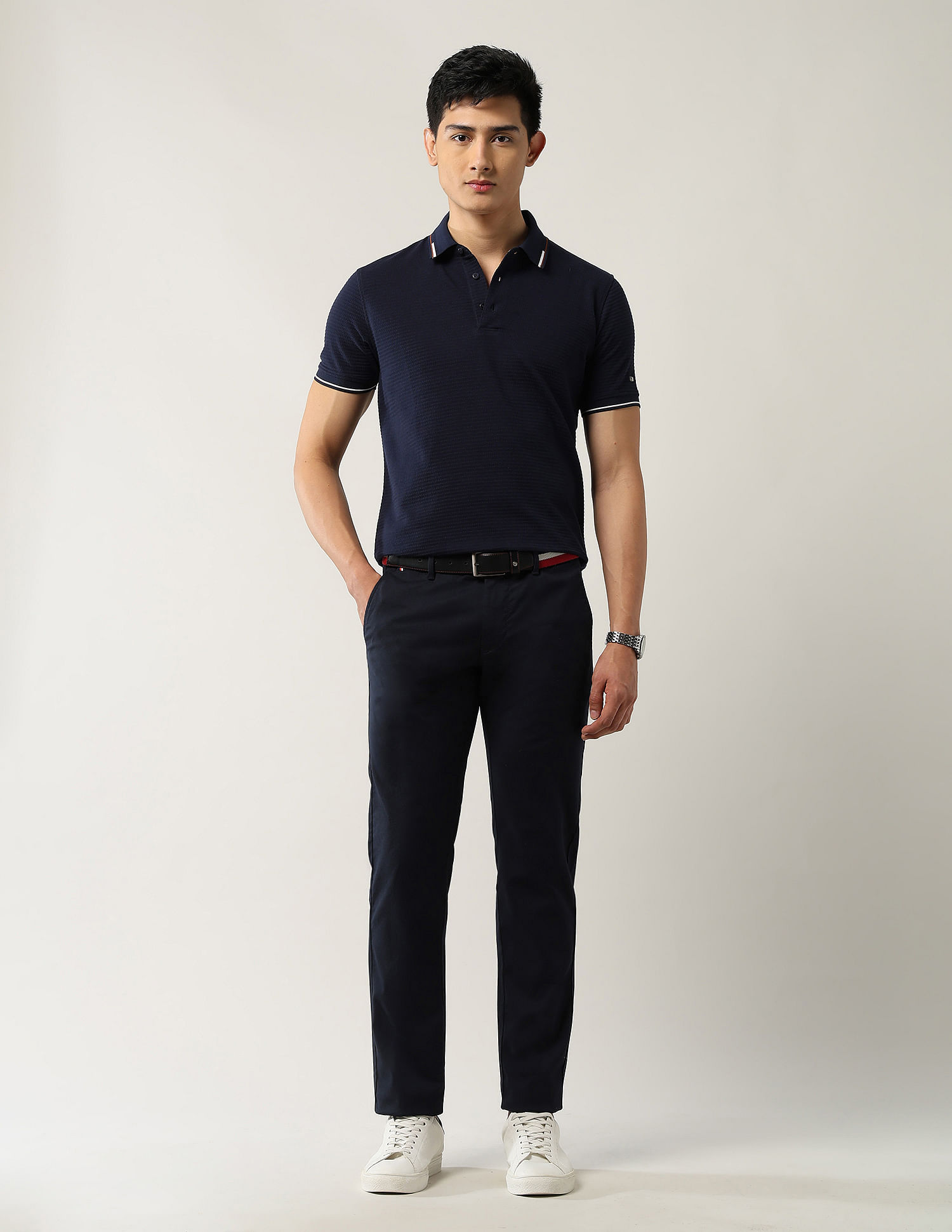 Arrow Sport Dobby Slim Fit Solid Chinos