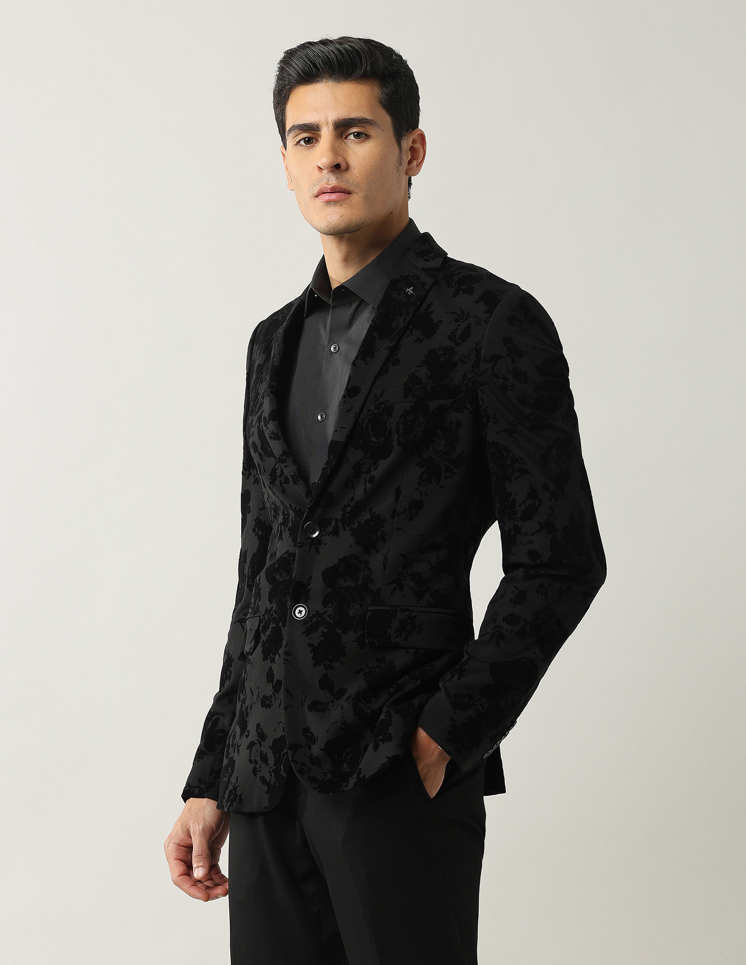 Arrow Zero Calorie Slim Fit Night Is Young Party Blazer