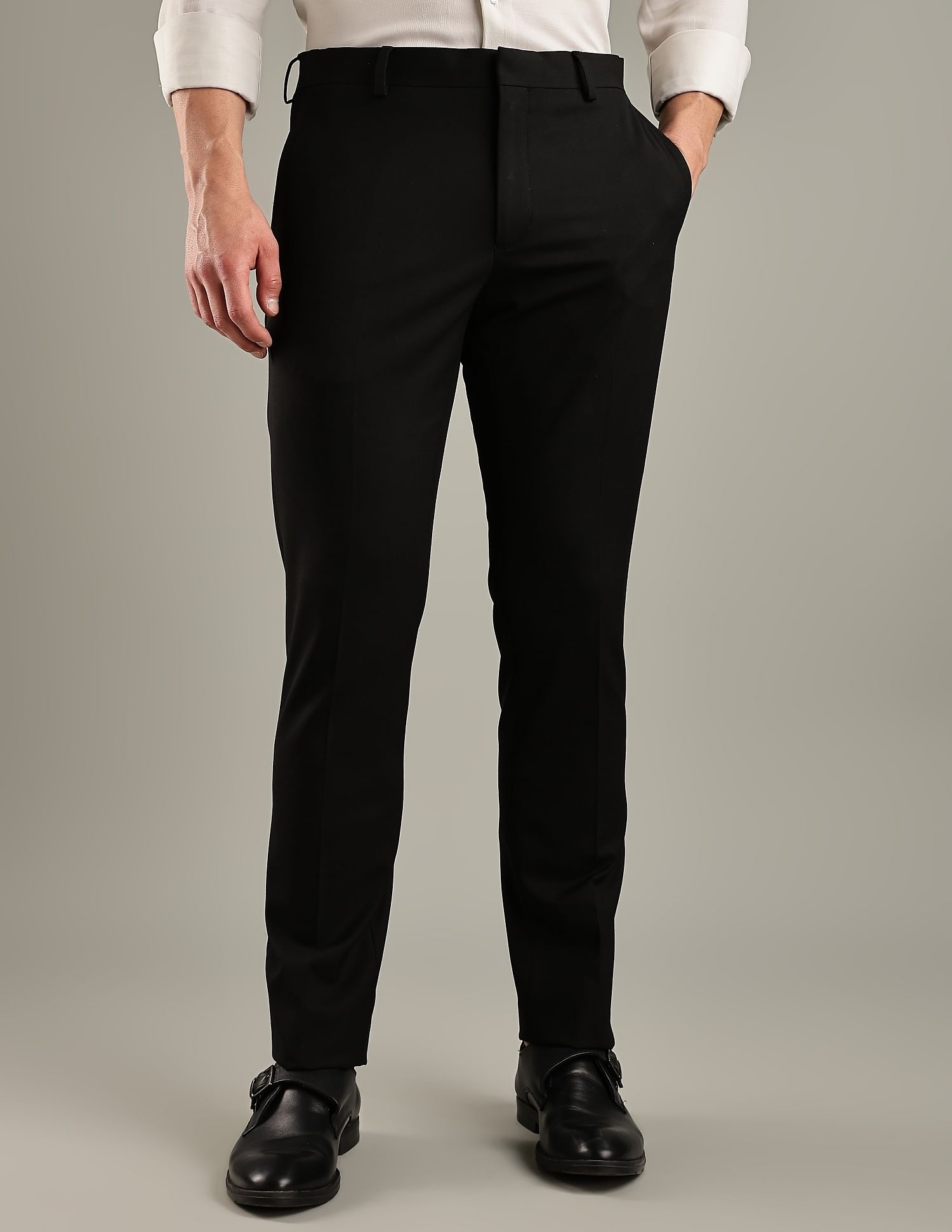 Tommy Hilfiger Regular-Fit Solid Mid Rise Trouser
