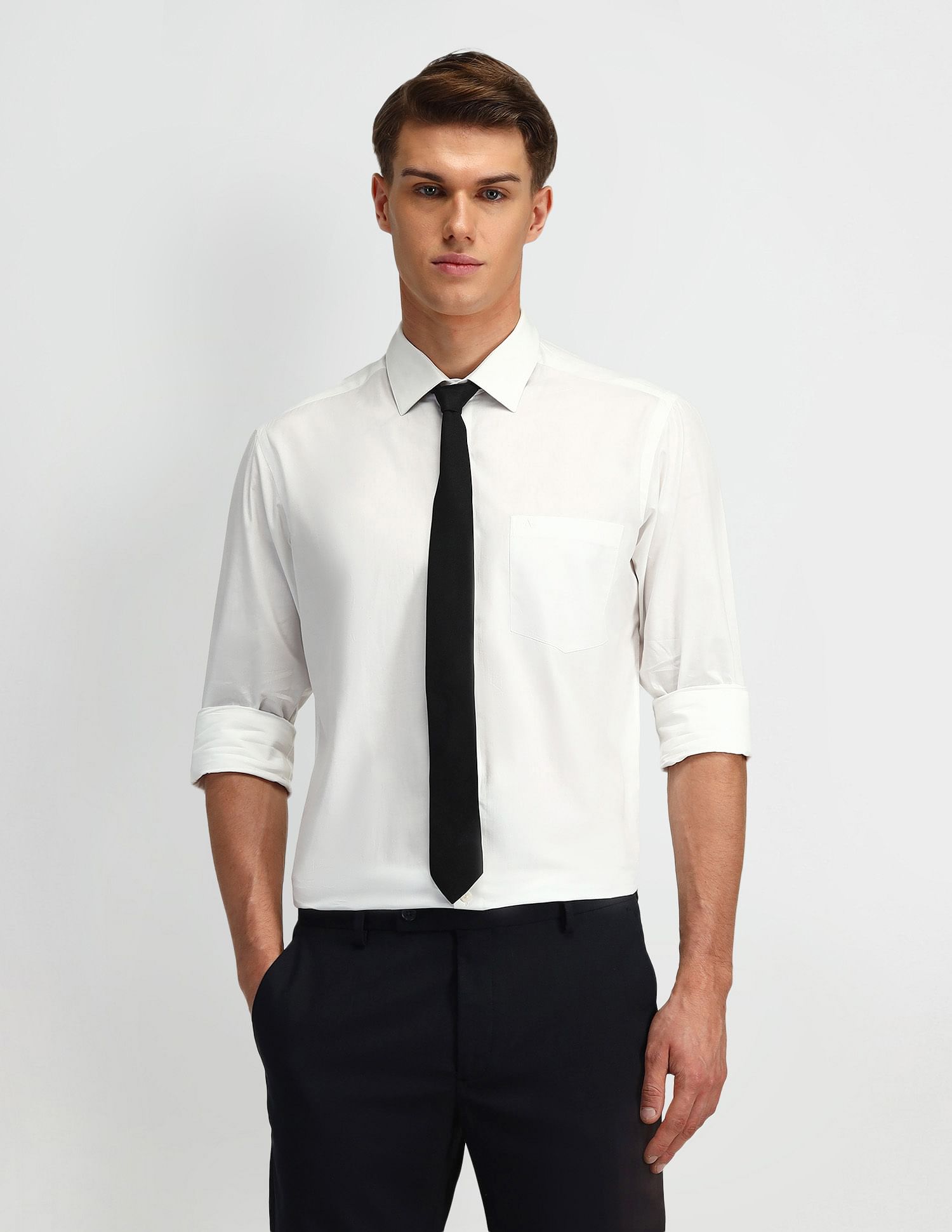Arrow Manhattan Slim Fit Cotton Shirt