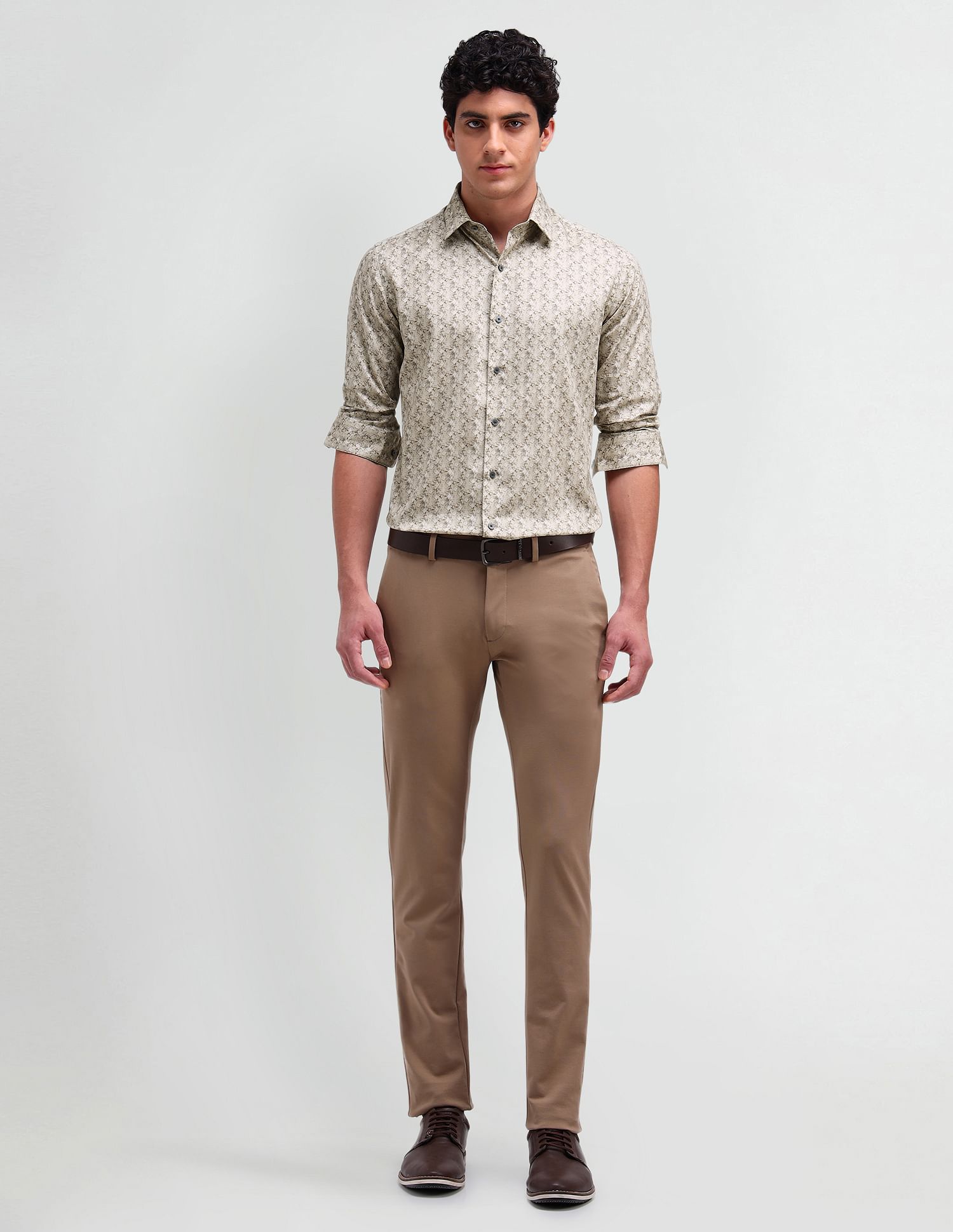 Arrow Newyork Manhattan Slim Fit Abstract Shirt