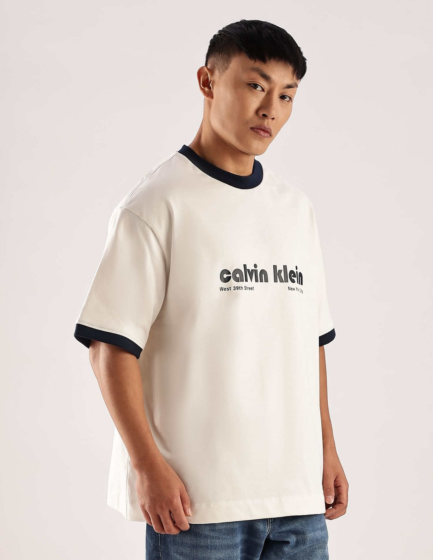 Calvin Klein Jeans Logo Relaxed Fit Cotton T-Shirt