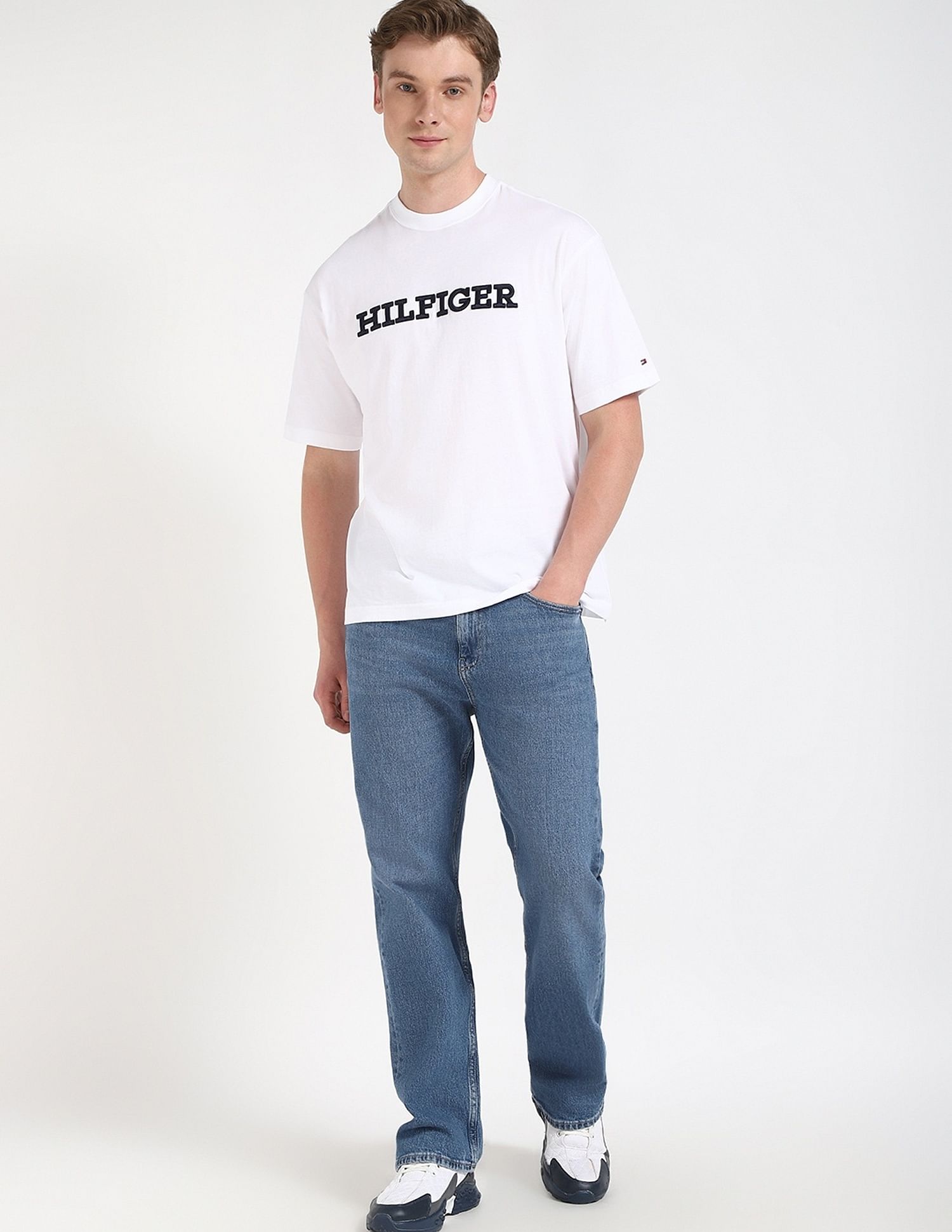 Tommy Hilfiger Logo Regular-Fit Cotton T-Shirt