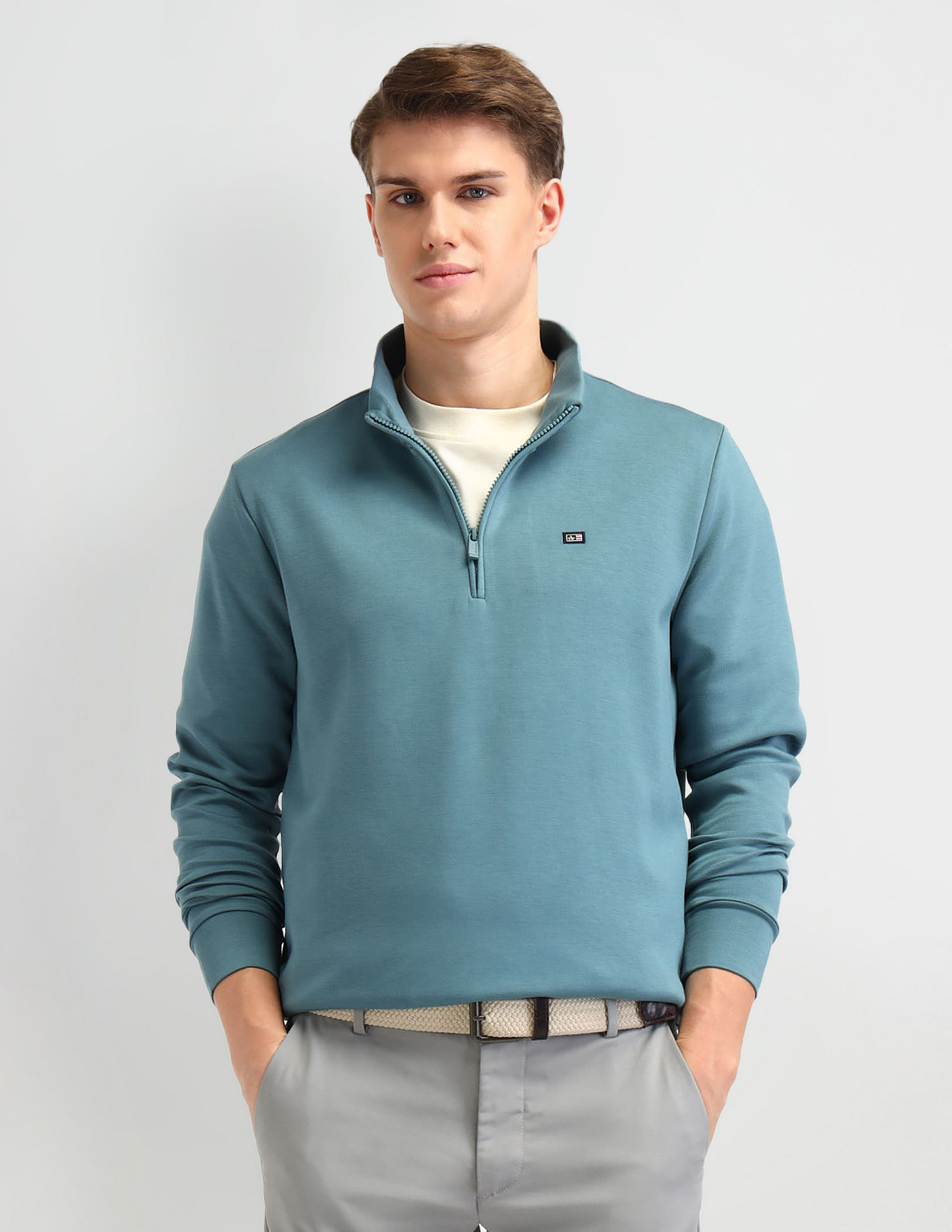 Arrow Sport Solid Regular Fit Sweatshirt