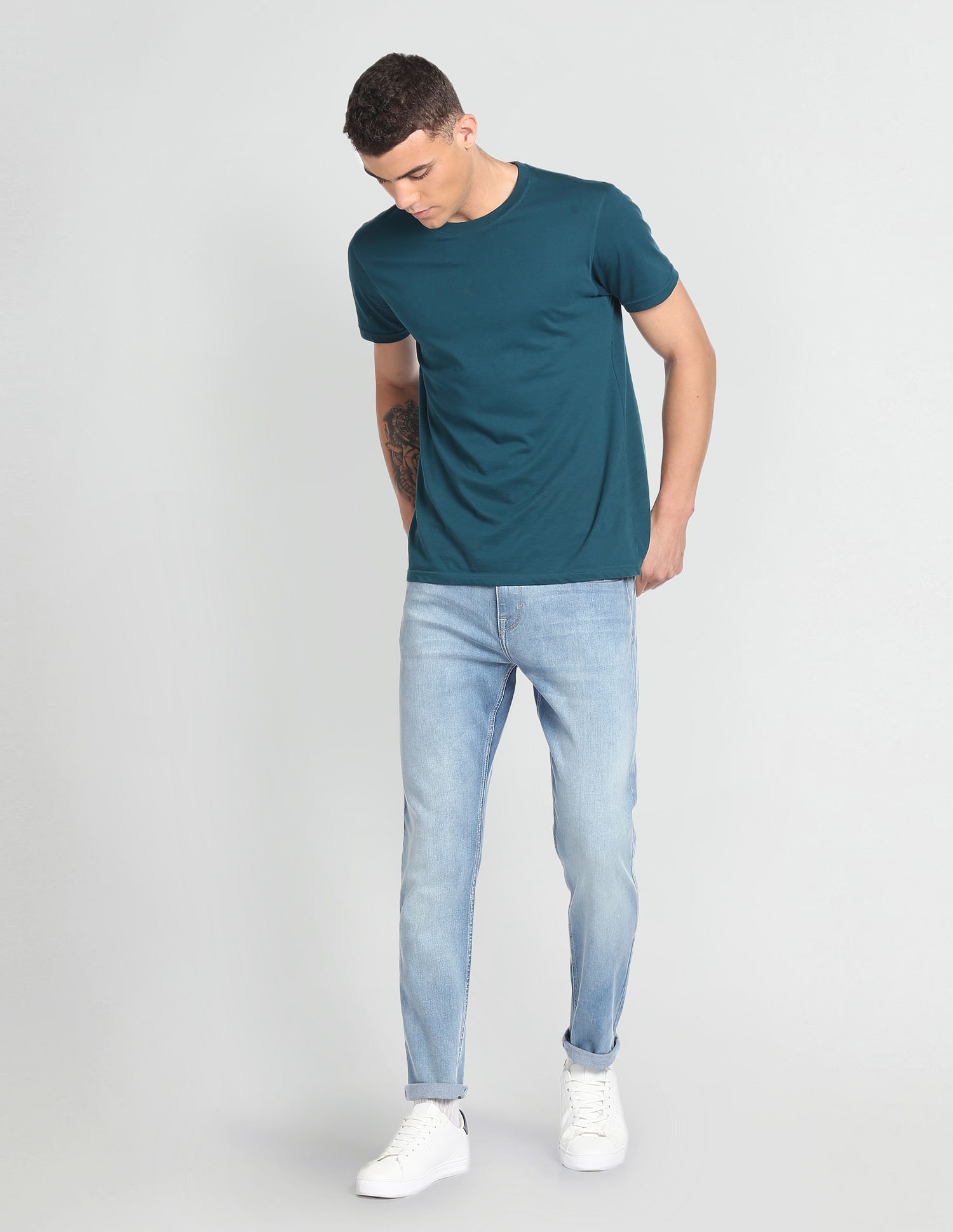 Flying Machine Slash Slim Tapered Fit Mid Rise Jeans