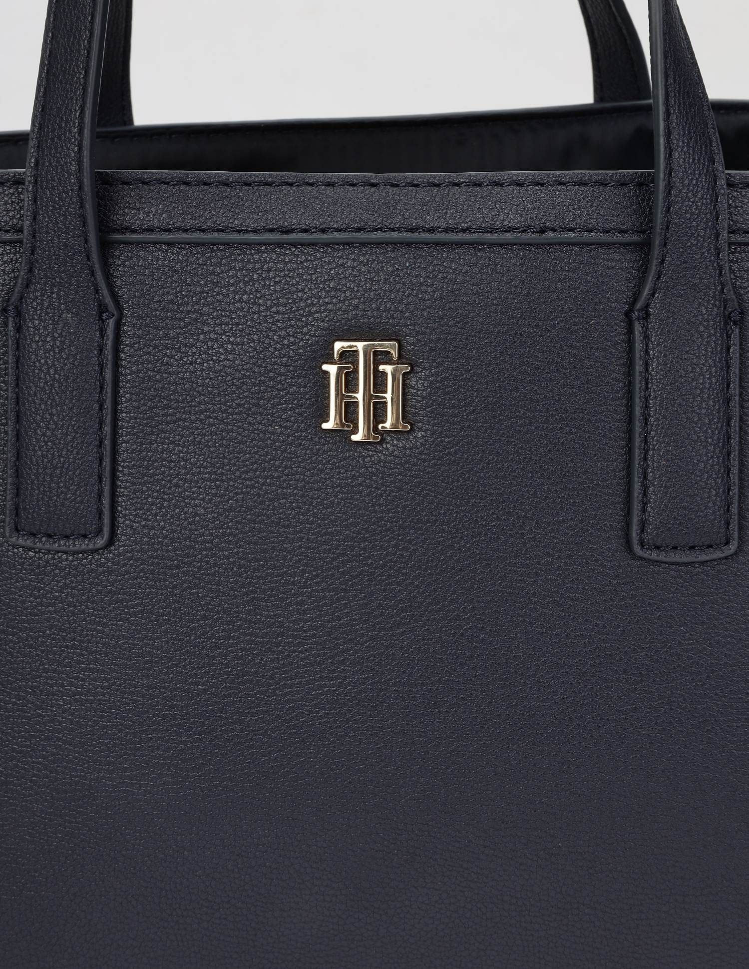 Tommy Hilfiger Solid Blue Cotton Handbags