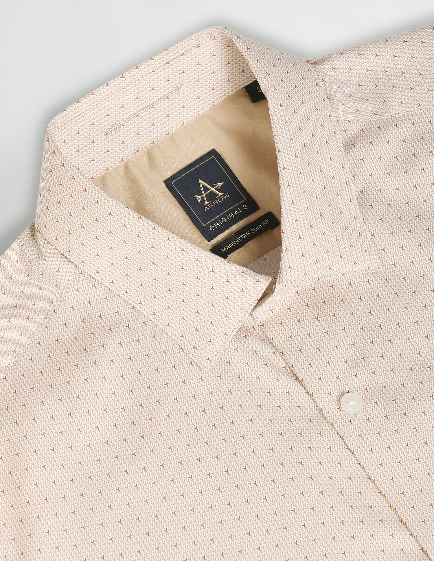 Arrow Manhattan Slim Fit Dobby Shirt