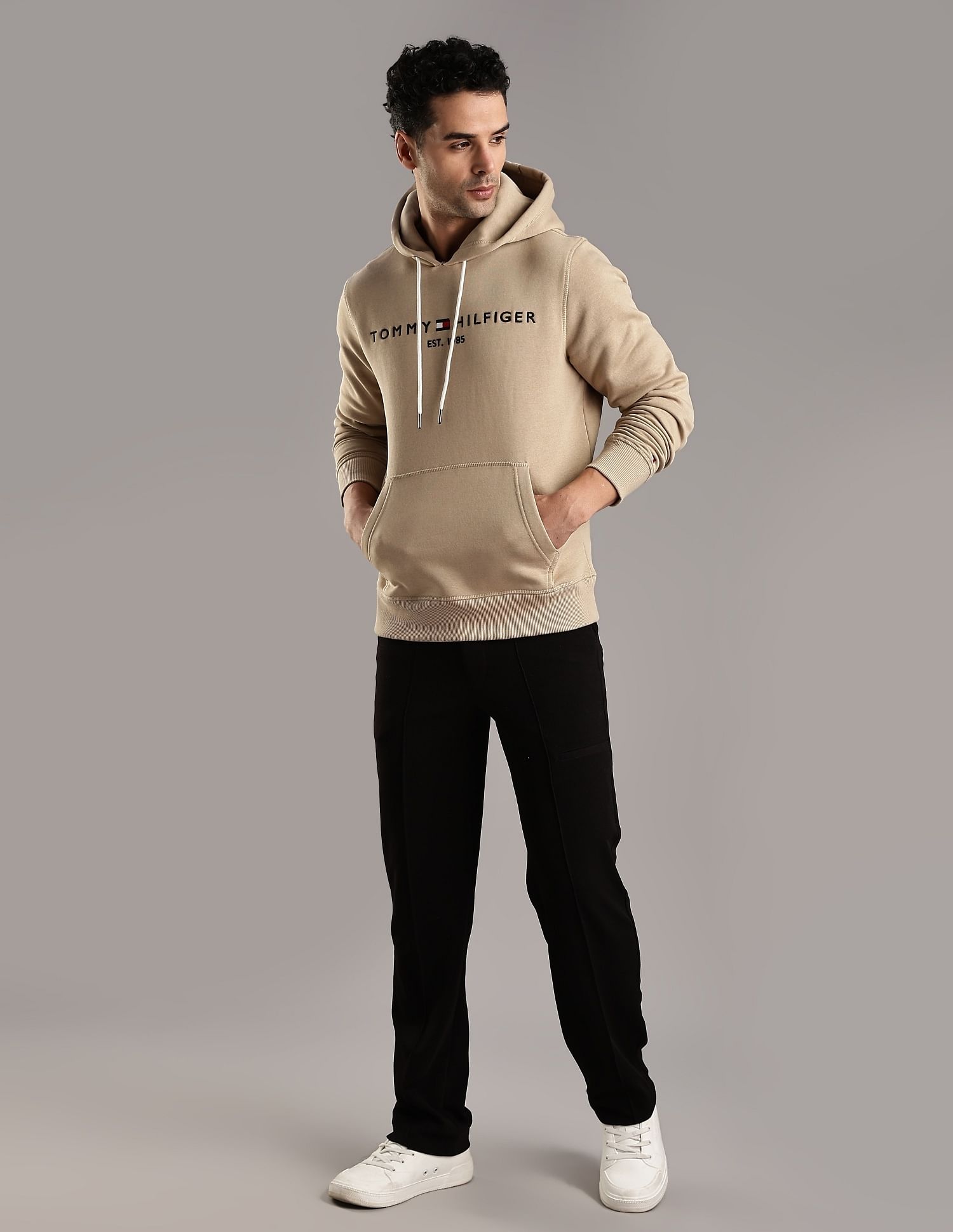 Tommy Hilfiger Embroidered Logo Regular-Fit Cotton Sweatshirt