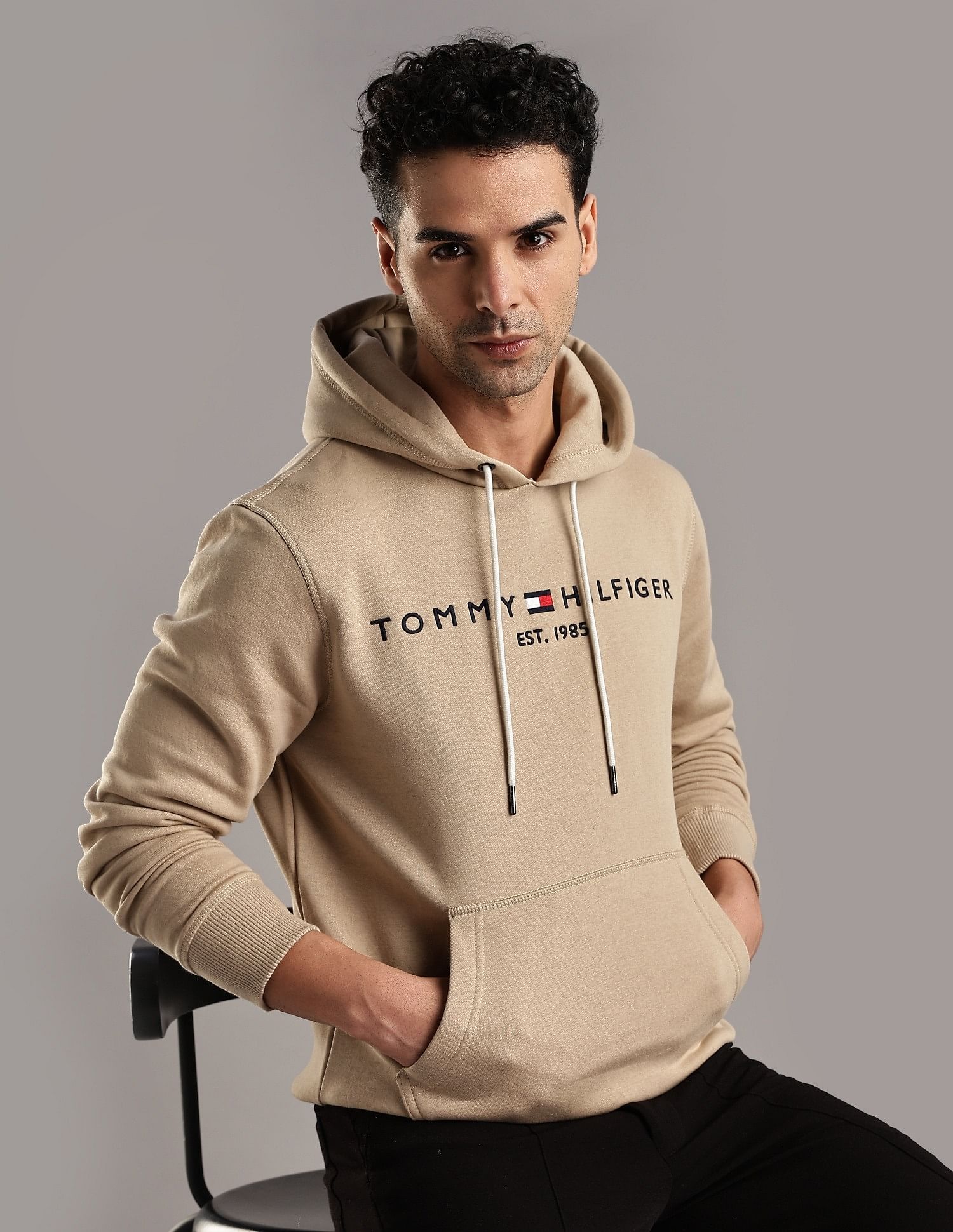 Tommy Hilfiger Embroidered Logo Regular-Fit Cotton Sweatshirt