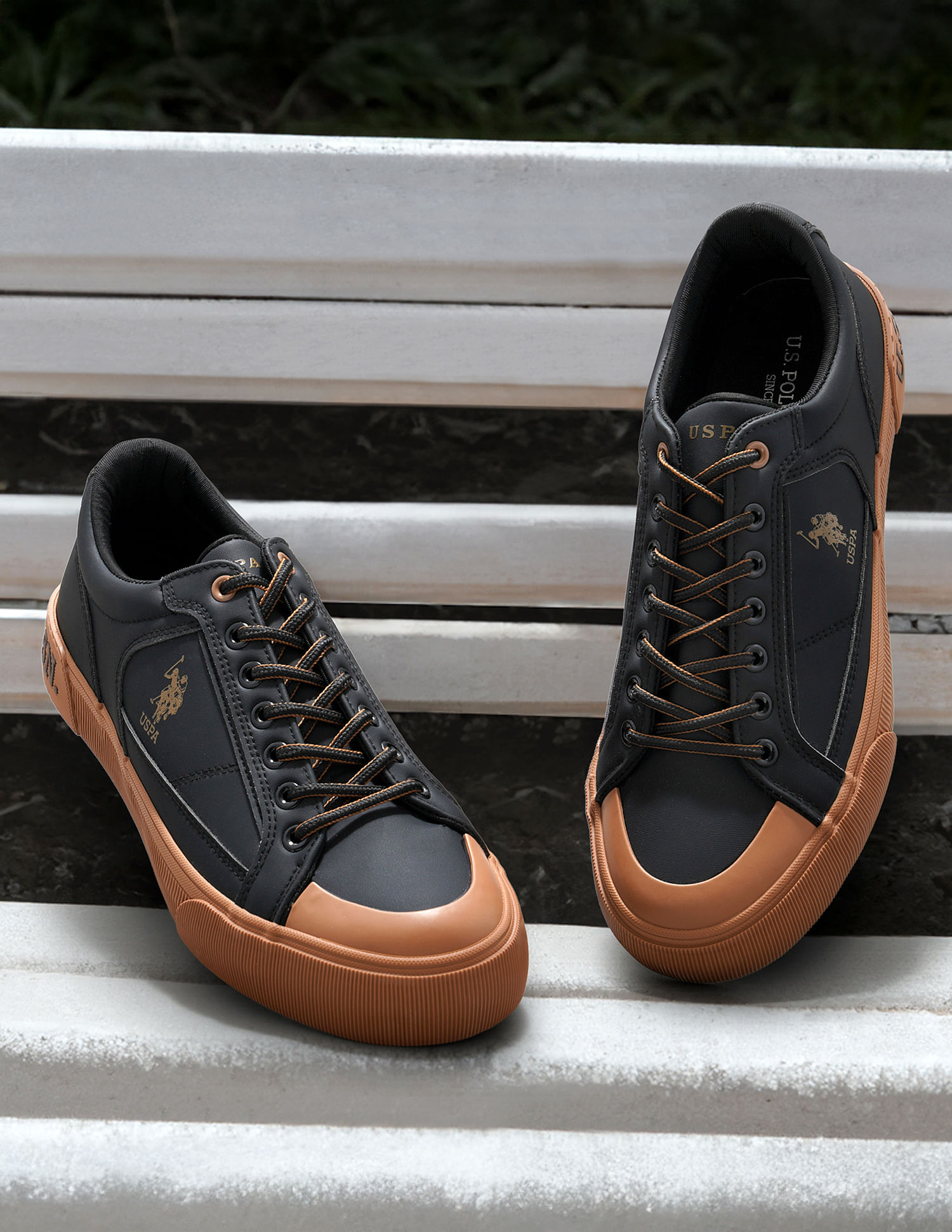 U.S. Polo Assn. Men Ruben 2.0 Colour Blocked Sneakers