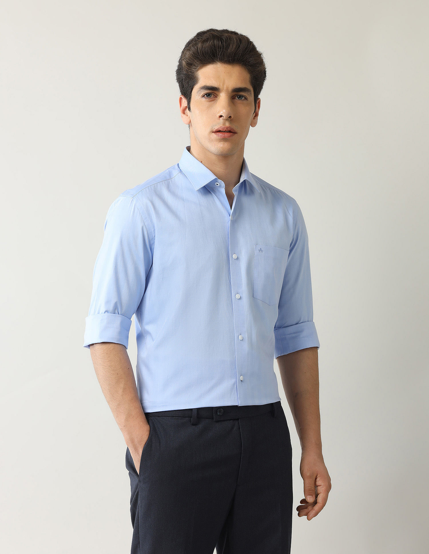 Arrow Solid Manhattan Slim Fit Shirt
