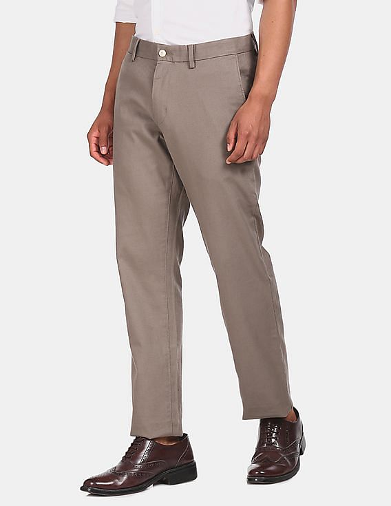 Tommy Hilfiger Men Light Brown Dobby Flex Flat Front Casual Trousers