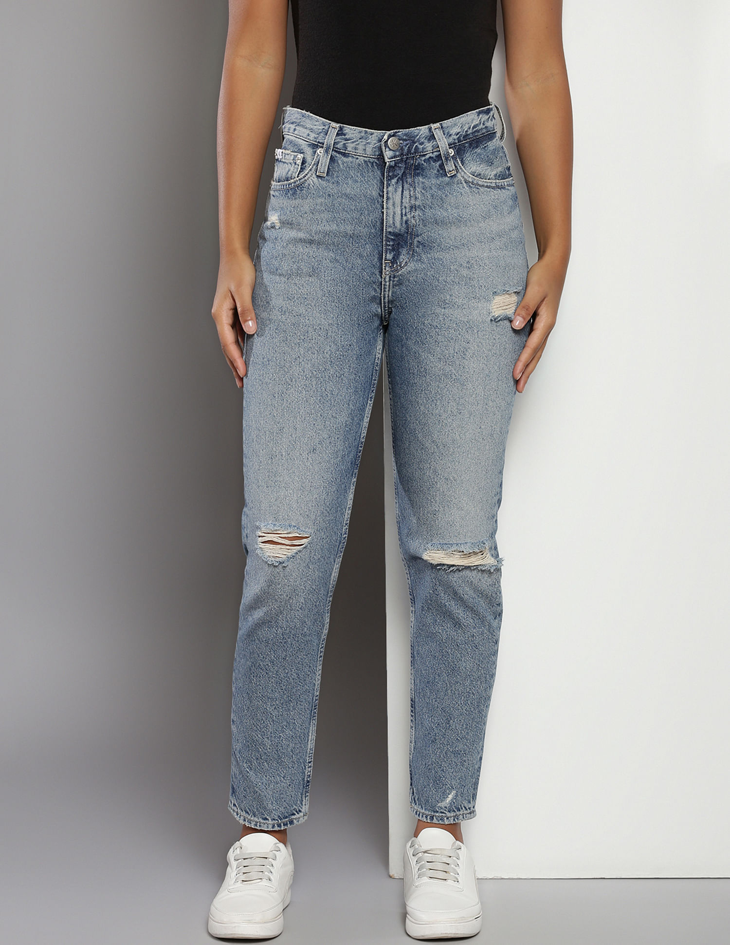 Calvin Klein Recycled Cotton Mom Jeans