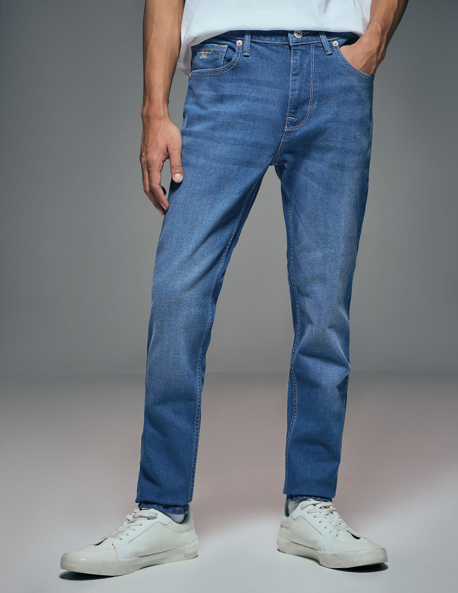 Flying Machine Skinny Fit Mid Rise Jeans