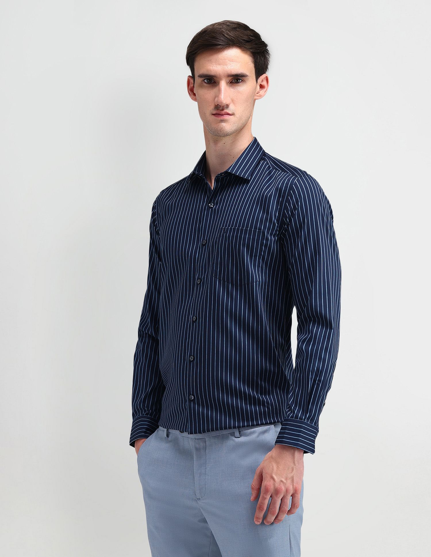 Arrow Manhattan Slim Fit Vertical Stripes Shirt