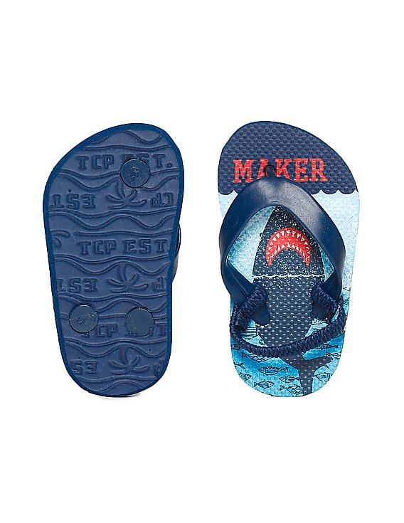 Boys shark flip discount flops