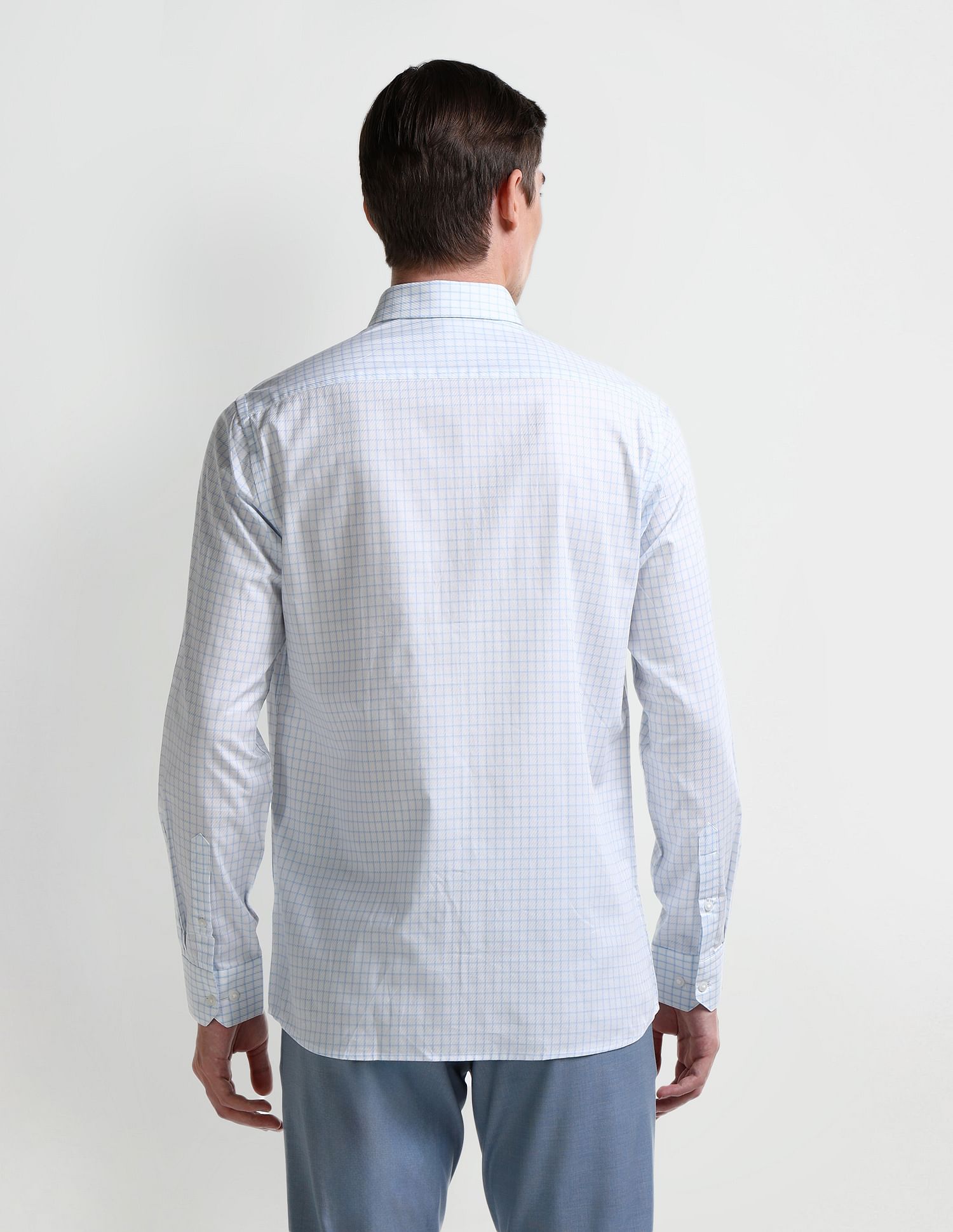 Arrow Manhattan Slim Fit Cotton Shirt