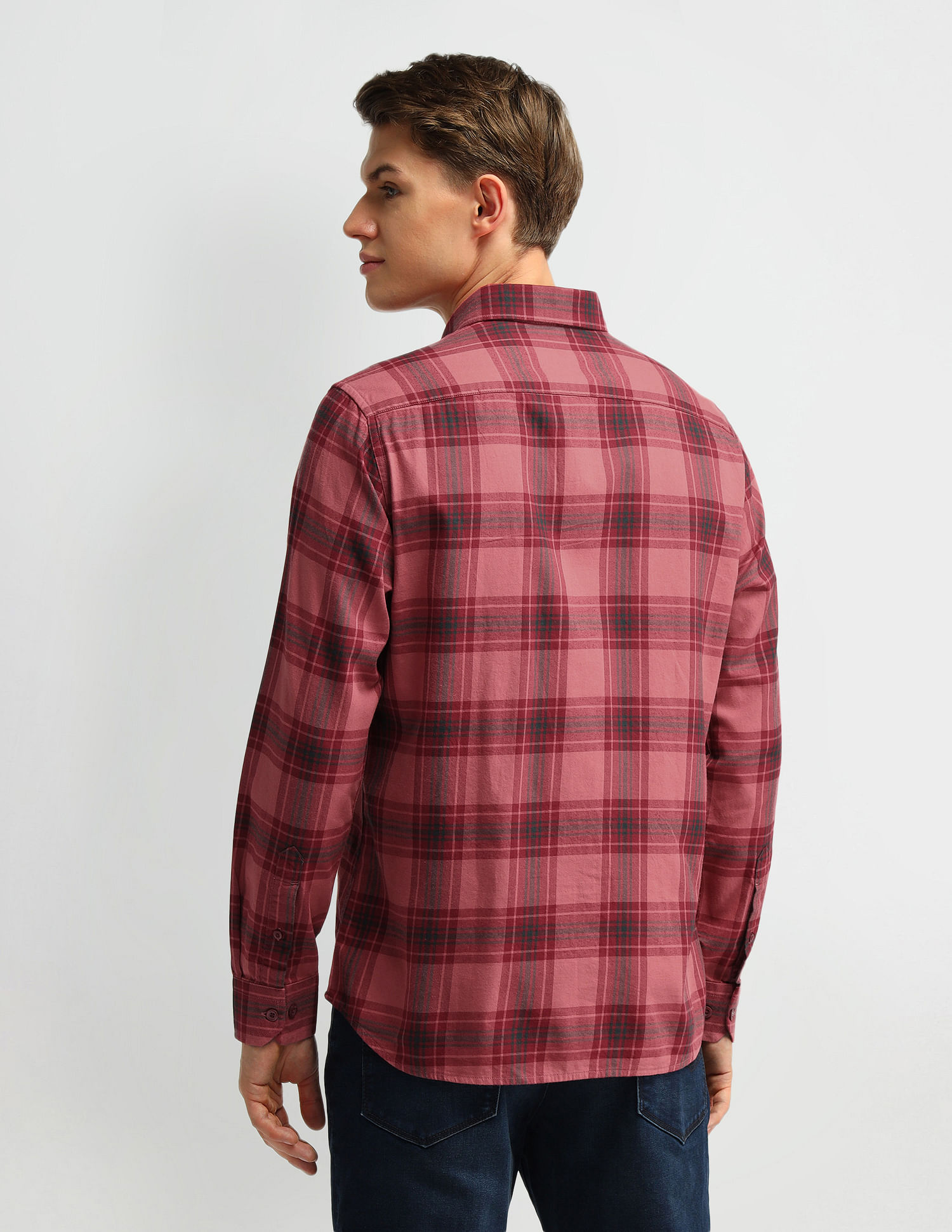 Arrow Sport Tailored Fit Cotton Shirt