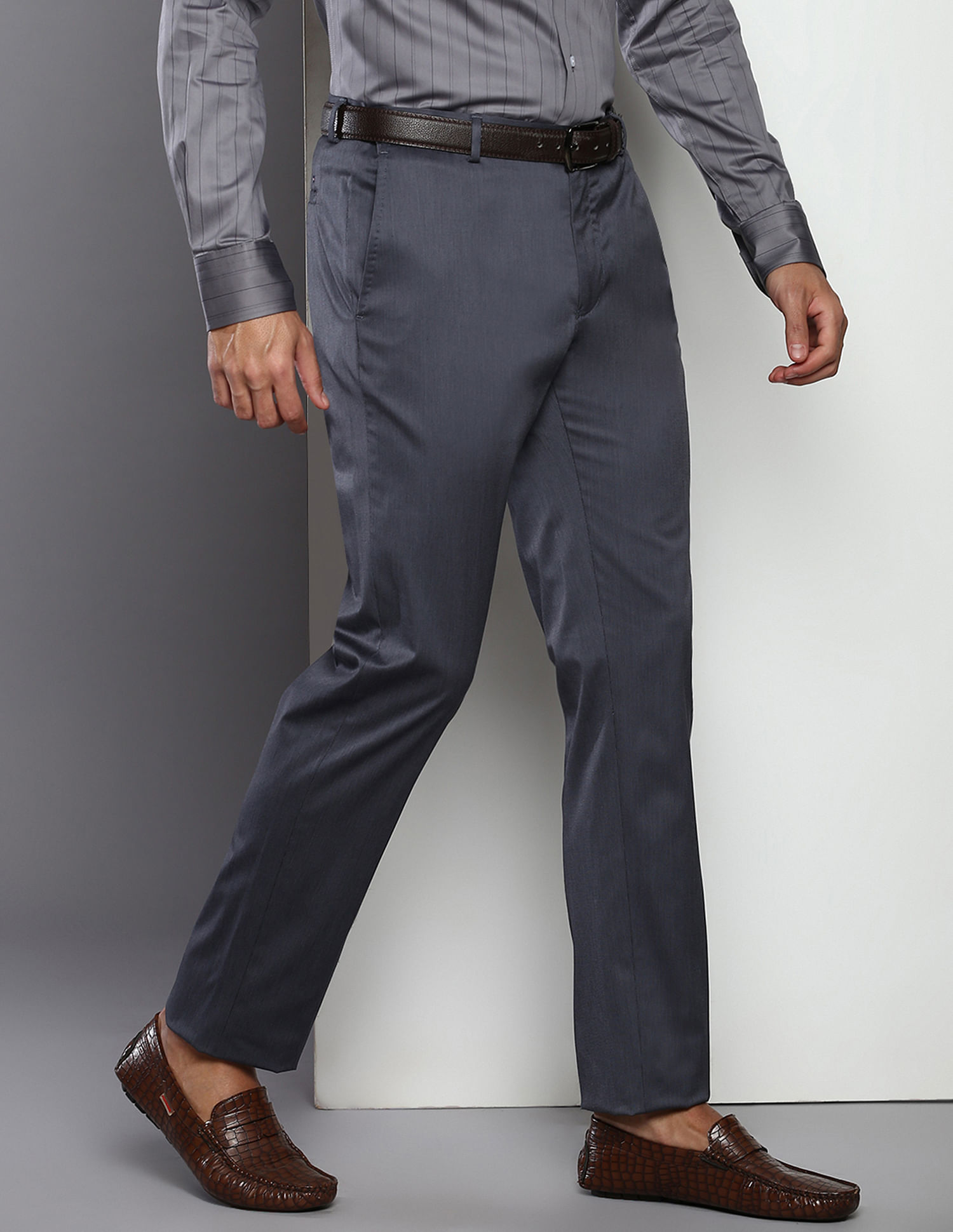 Tommy Hilfiger Mid Rise Solid Trousers