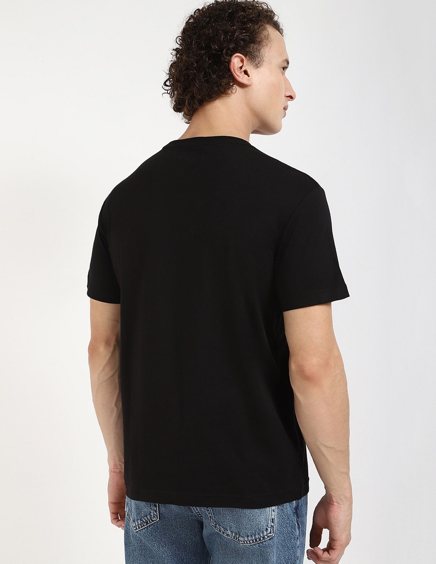 Calvin Klein Jeans Mens Regular Fit Solid T-Shirt