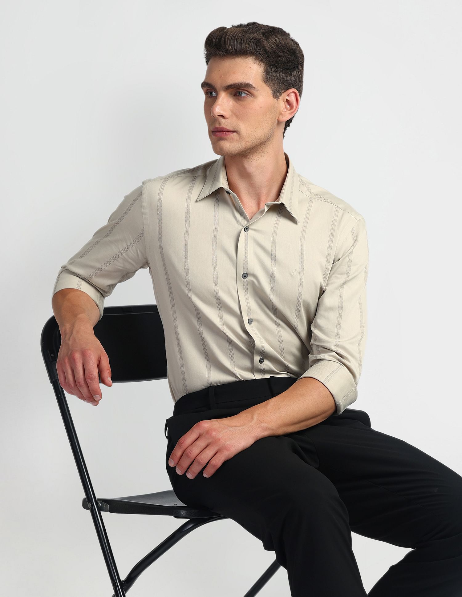 Arrow Newyork Vertical Stripe Slim Fit Shirt