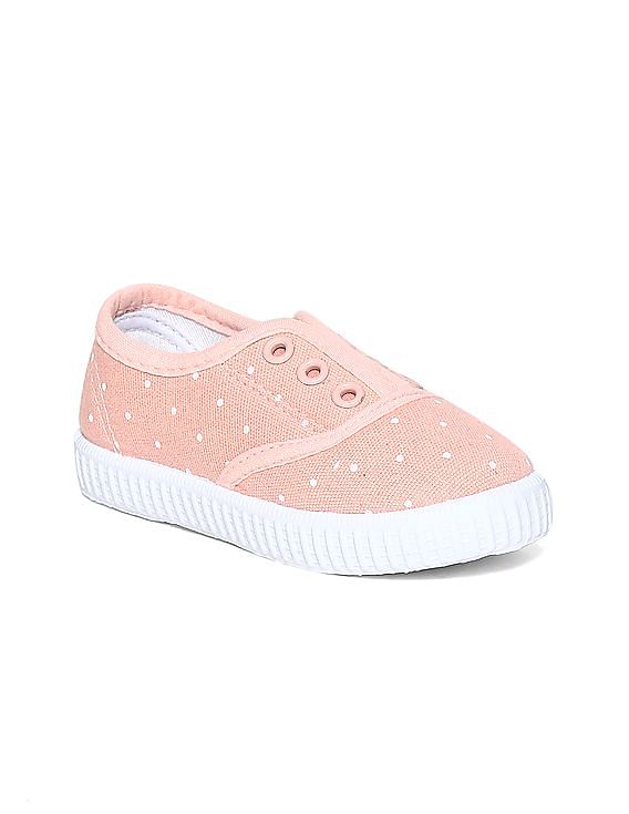 girls slip on canvas shoes
