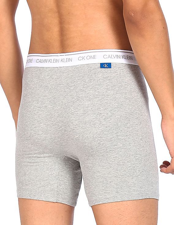 Buy Calvin Klein Underwear Men Grey Elasticized Solid Trunks 