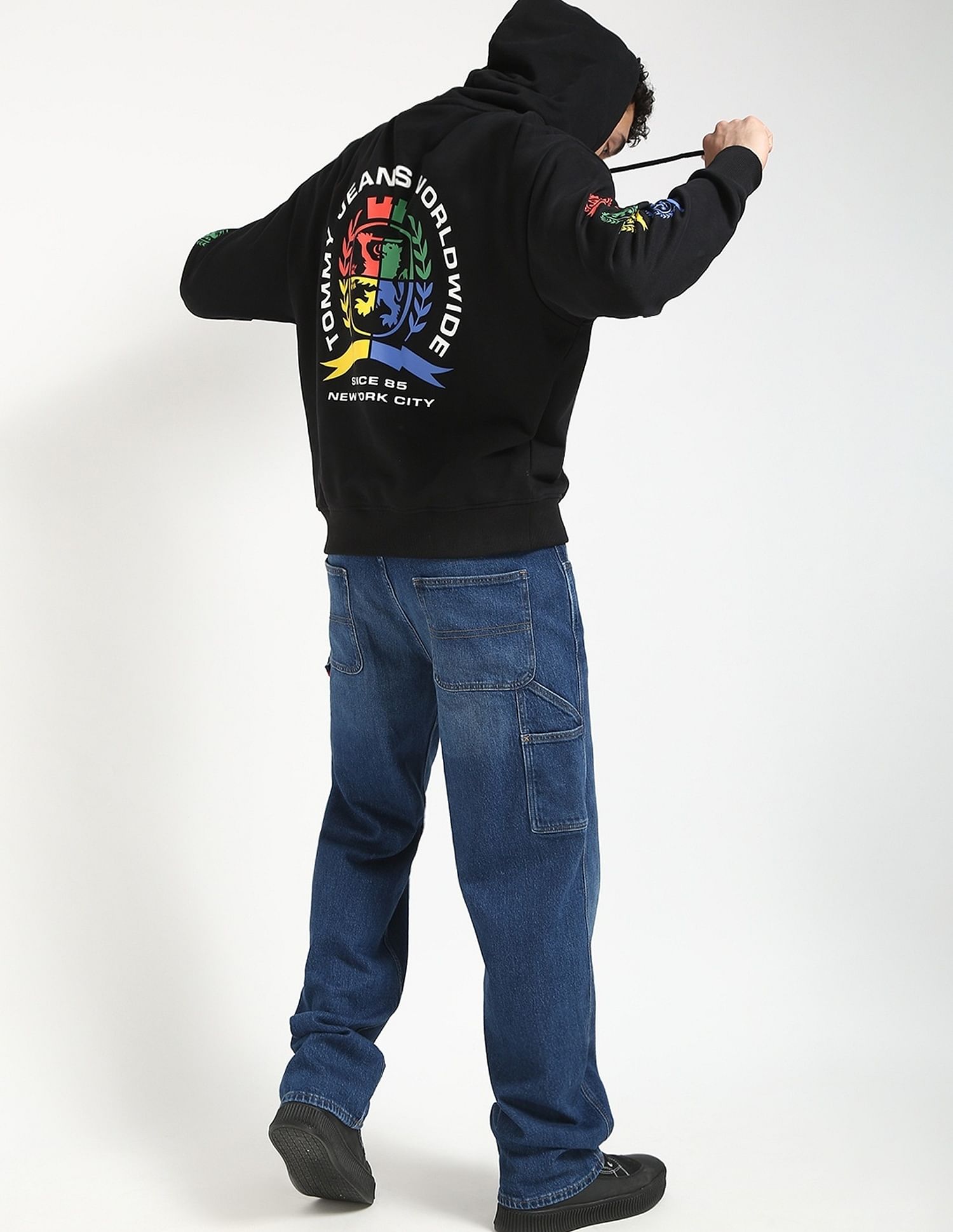 Tommy Hilfiger Graphic Relaxed-Fit Cotton Sweatshirt
