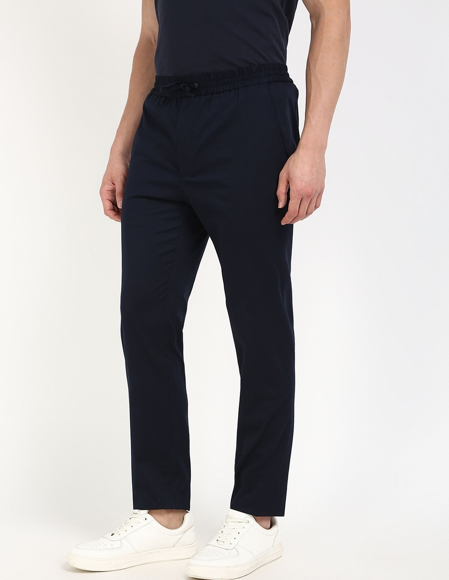 Calvin Klein Jeans Regular-Fit Solid Mid Rise Trouser