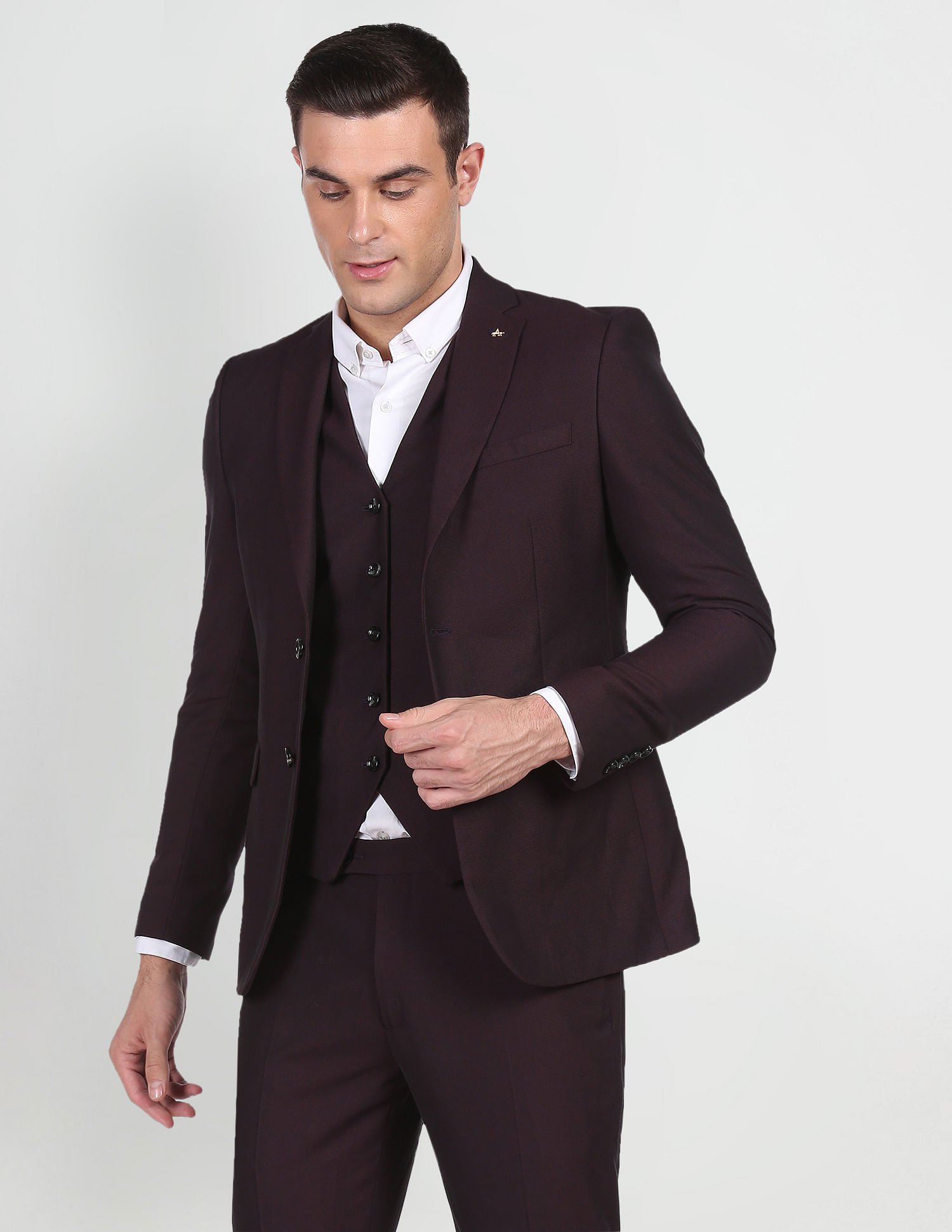 5 Best Suit For Men दूल्हे हो या यार-दोस्त ये मेंस सूट आपको देंगे स्मार्ट  लुक डिज़ाइन देख नहीं पाएंगे रोक - 5 Best Suit For Men: दूल्हे हो या  यार-दोस्त, ये