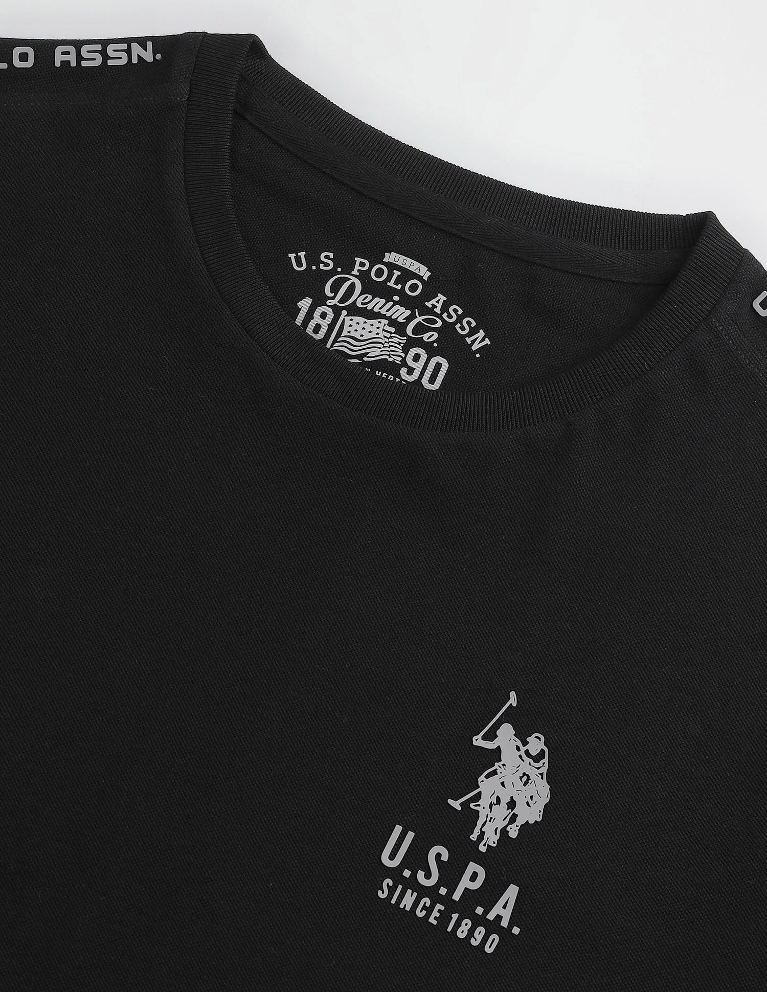 U.S. Polo Assn. Denim Co. Crew Neck Muscle Fit T-Shirt