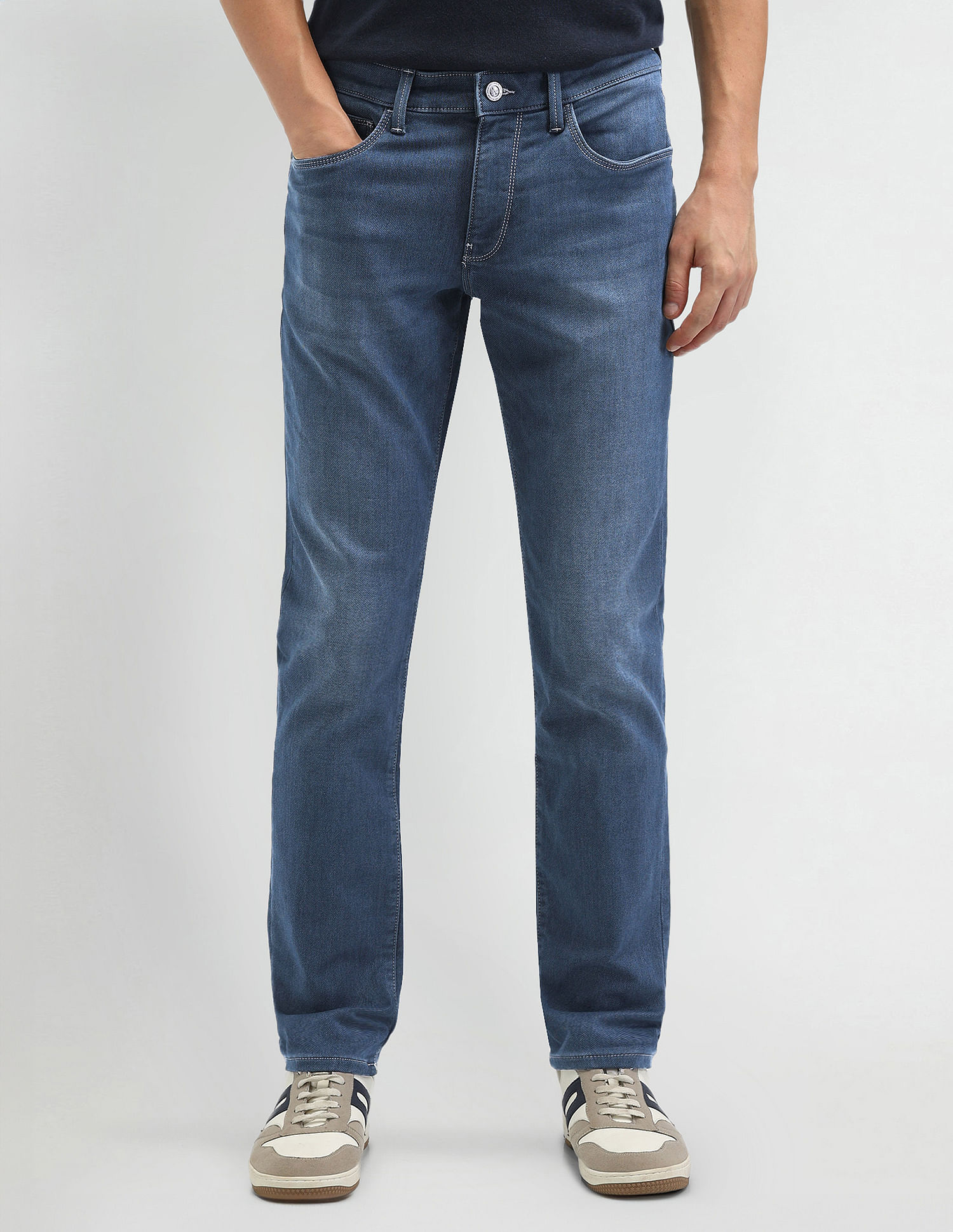 Arrow Sport Mid Rise Jameson Slim Fit Jeans