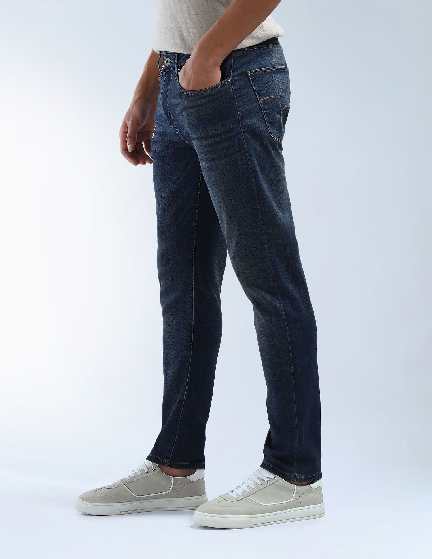 Flying Machine Slash Slim Tapered Fit F-Lite Jeans