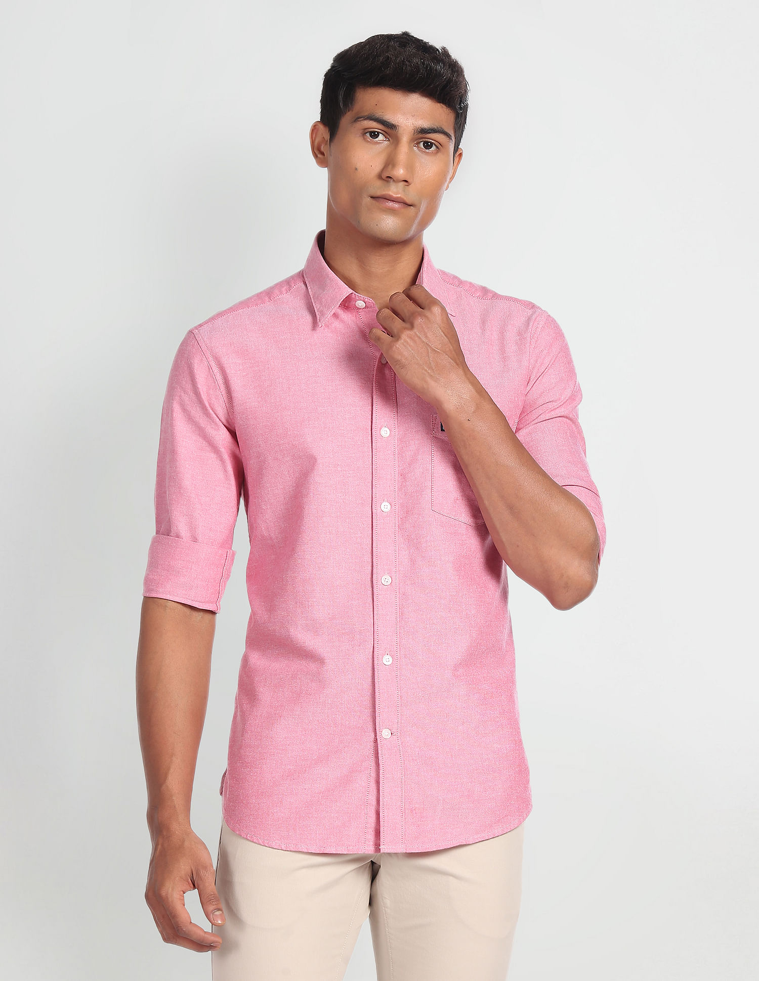 Arrow Sports Cutaway Collar Slim Fit Shirt