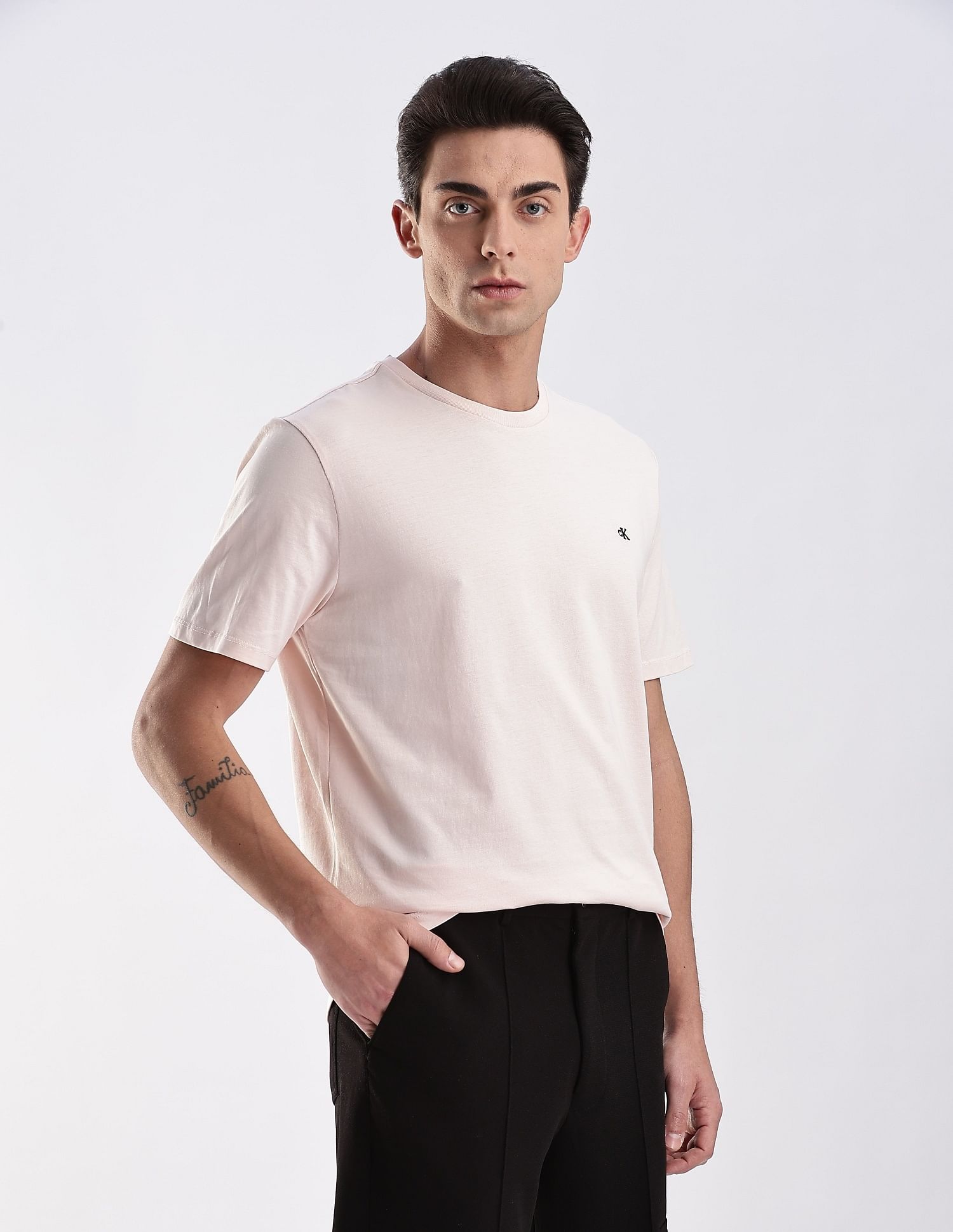 Calvin Klein Jeans Regular-Fit Solid Cotton T-Shirt