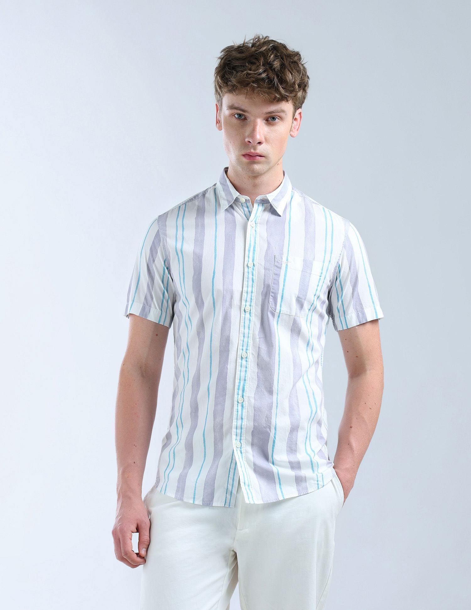 Flying Machine Slim Fit Vertical Striped Shirt