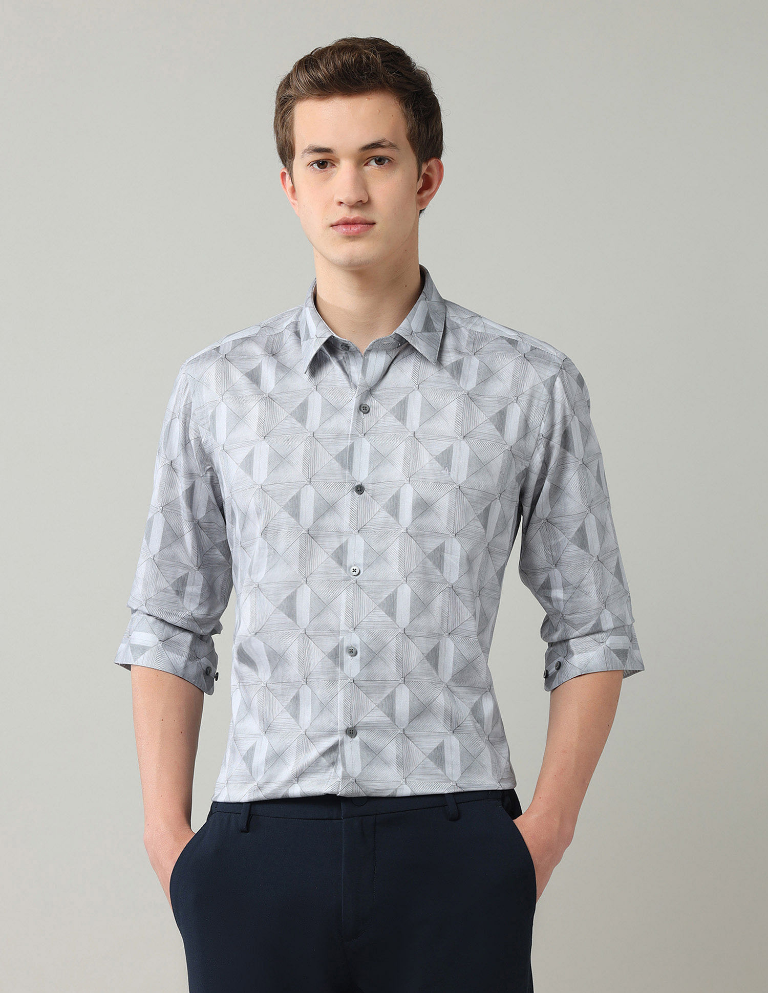 Arrow Newyork Pure Cotton Manhattan Slim Fit Shirt