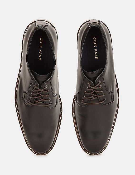 Buy Cole Haan Men Black Kennedy Grand Postman II Leather Derby Shoes NNNOW