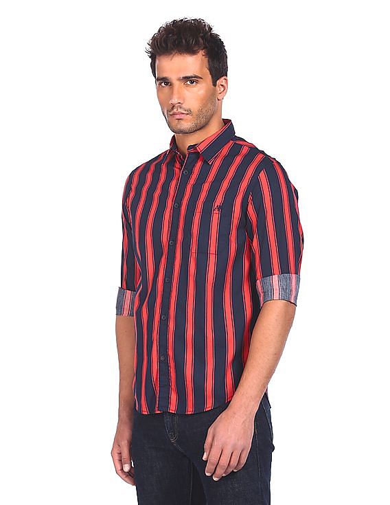 Aeropostale Men Dark Blue And Coral Spread Collar Striped Casual Shirt