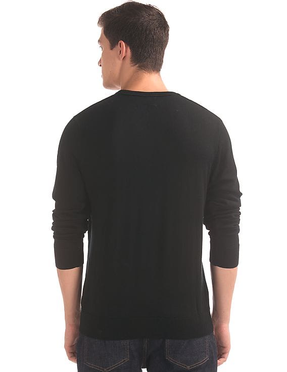 Buy GAP Men Men Black Merino Wool V-Neck Sweater - NNNOW.com