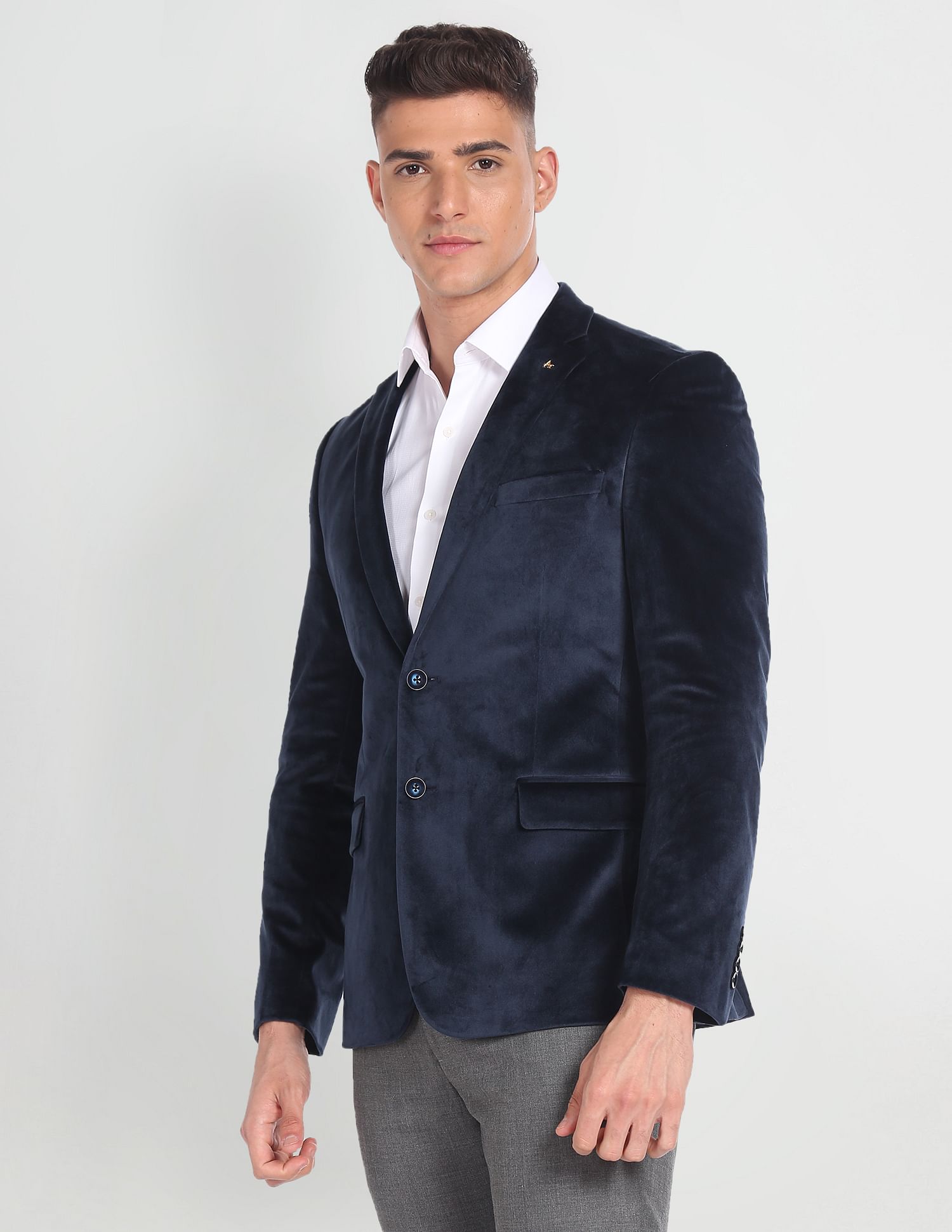 Arrow Solid Regular Fit Blazer