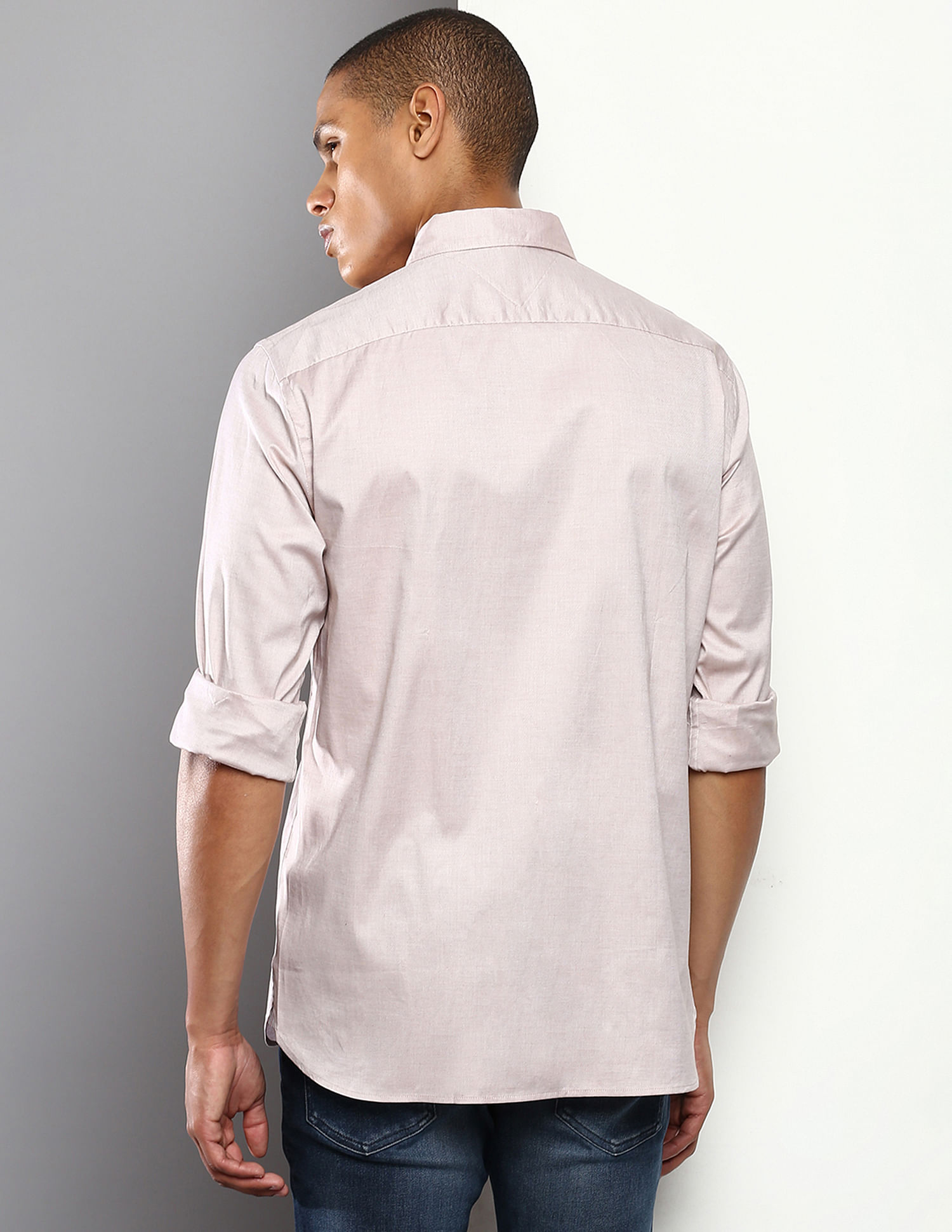 Buy Tommy Hilfiger Men Beige Oxford Heathered Casual Shirt