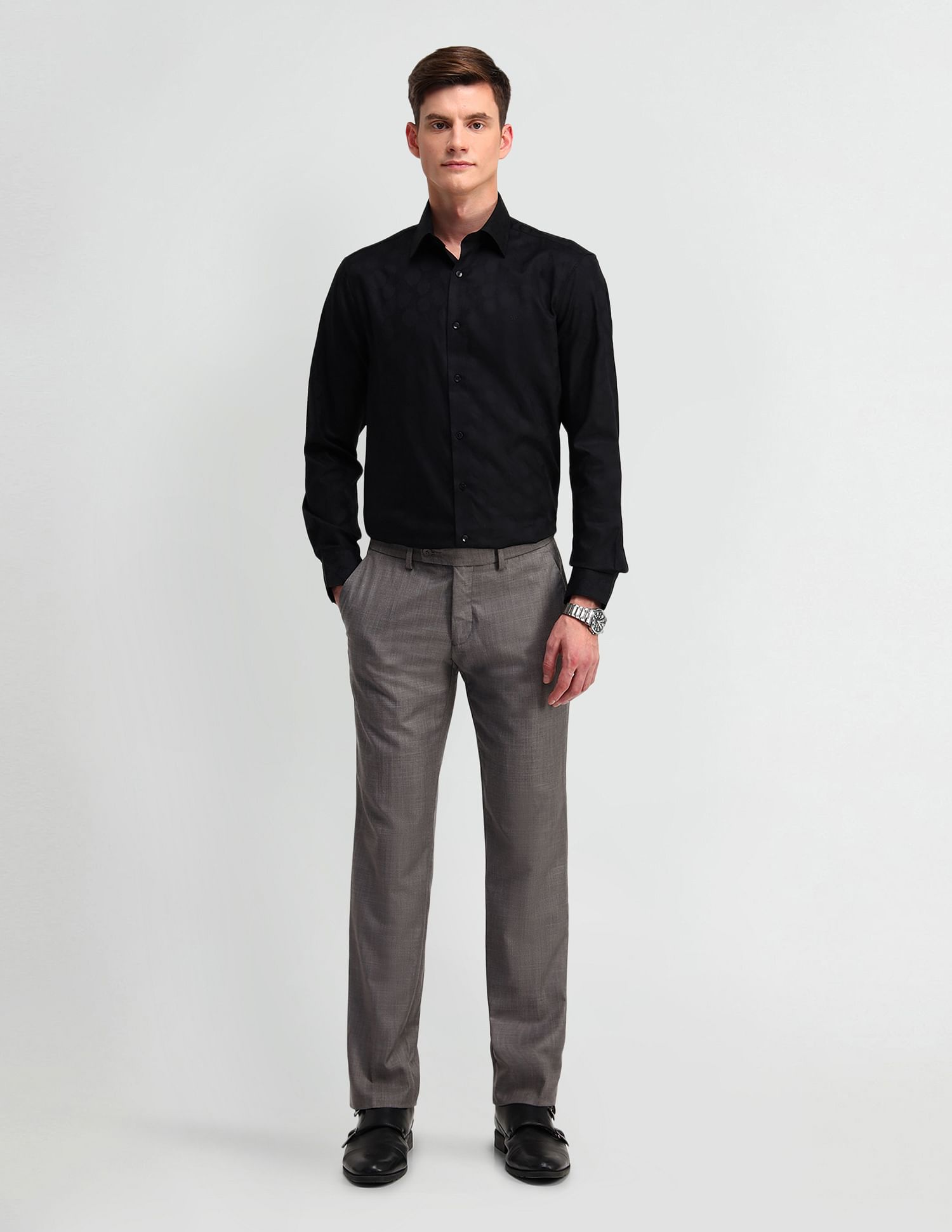 Arrow Tailored Fit Jaquard Shirt
