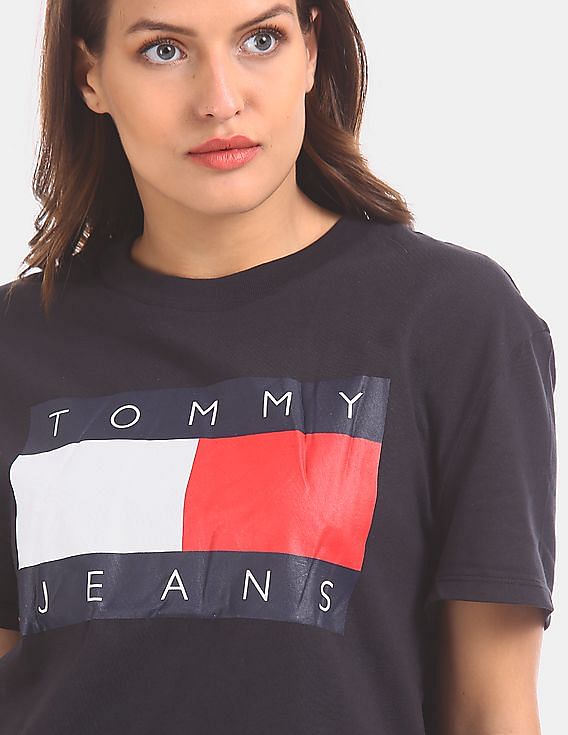Tommy Hilfiger Womens Women’s Crew Neck Flag Logo Tee