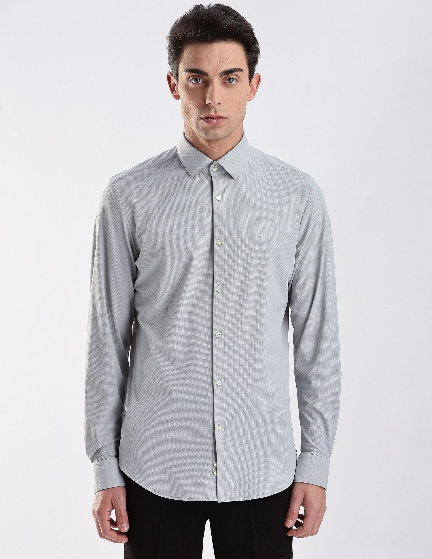 Calvin Klein Jeans Solid Slim Fit Plain Woven Shirt