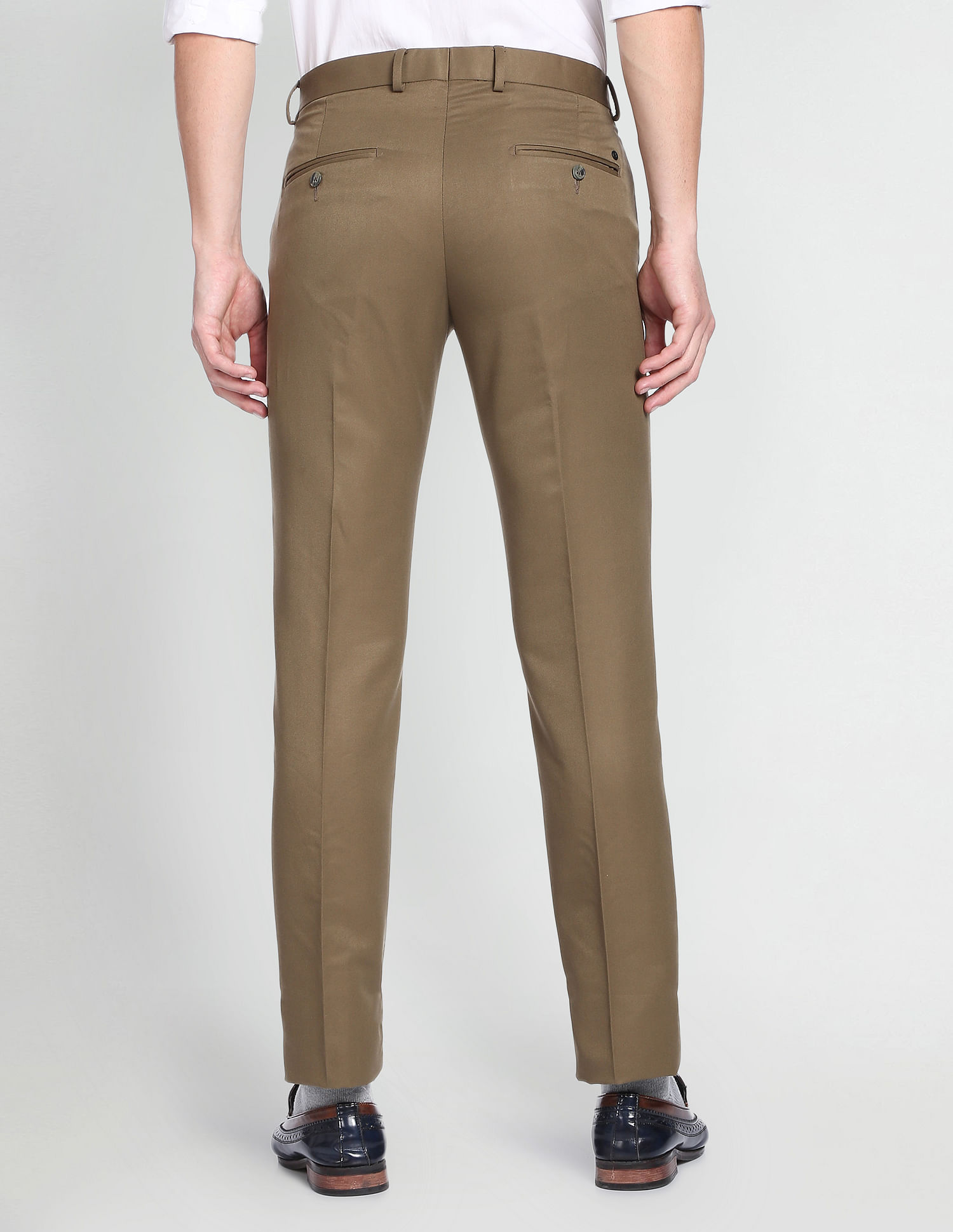 Buy Arrow Hudson Tailored Fit Solid Trousers - NNNOW.com