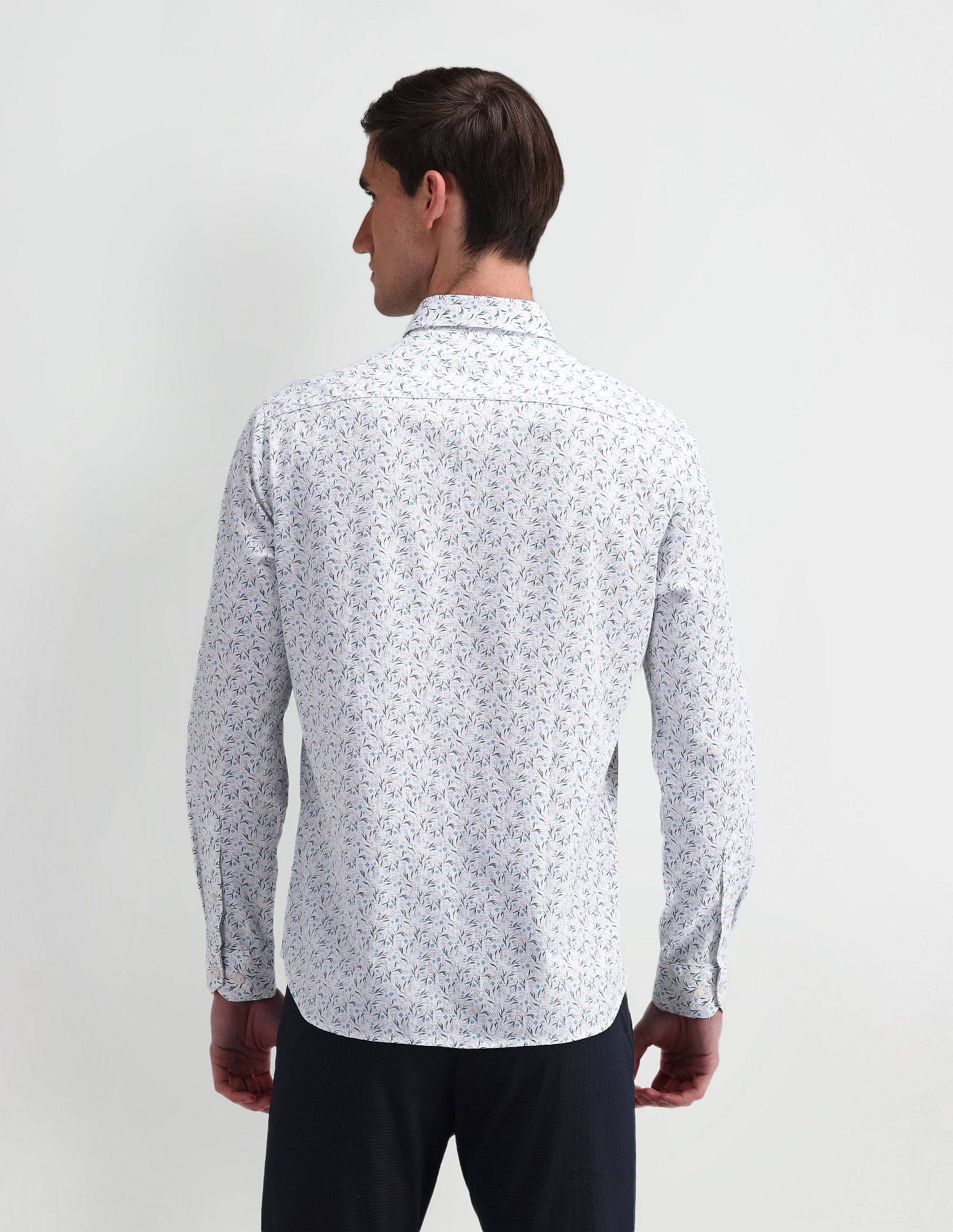 Arrow Sport Tailored Fit Floral Shirt