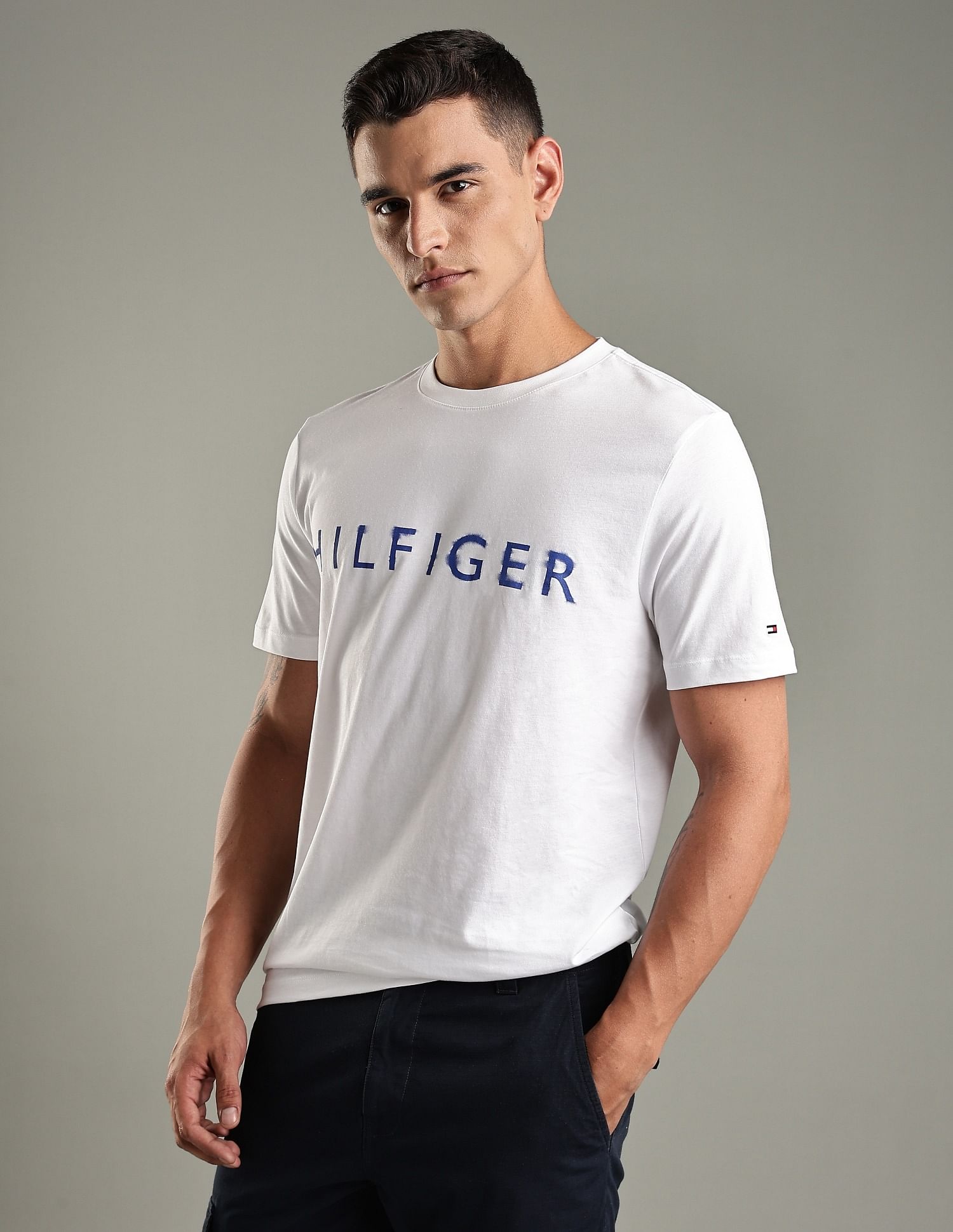 Tommy Hilfiger Logo Regular-Fit Cotton T-Shirt