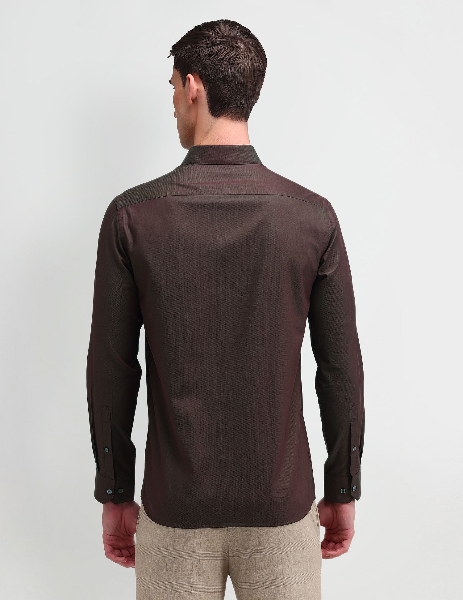 Arrow Manhattan Slim Fit Textured Shirt